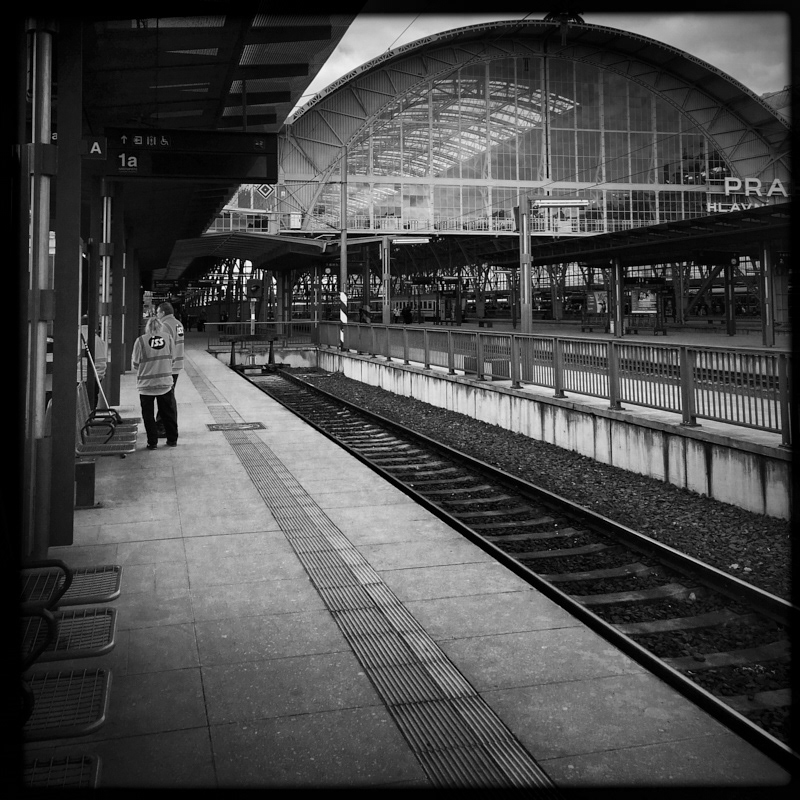 PhotoEmotions - Train delay
