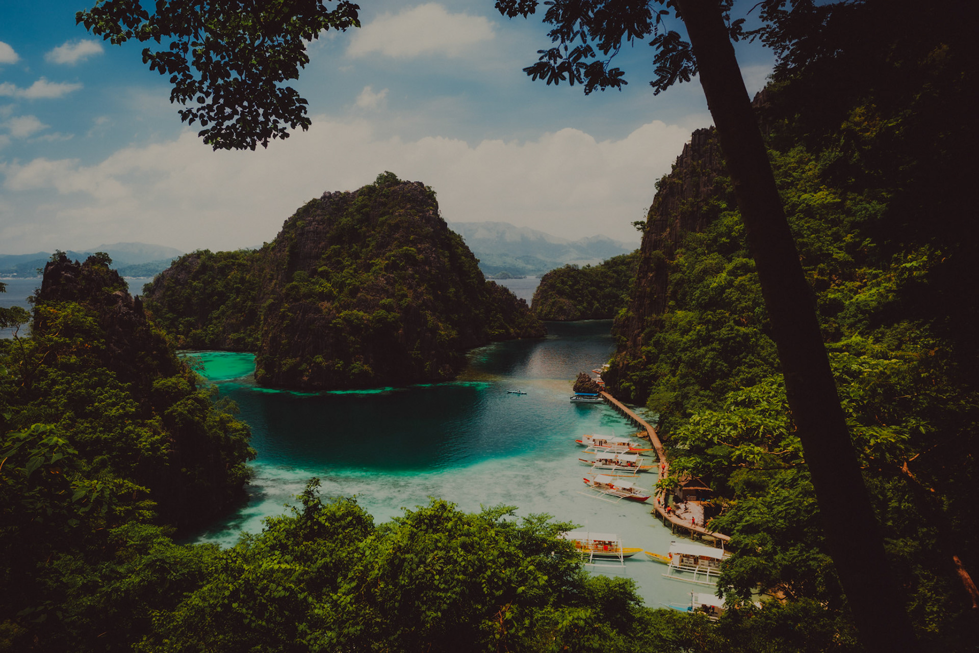 Kayangan Lake view deck, Coron, Palawan, Philippines, Southeast Asia, January 2019, Leica M