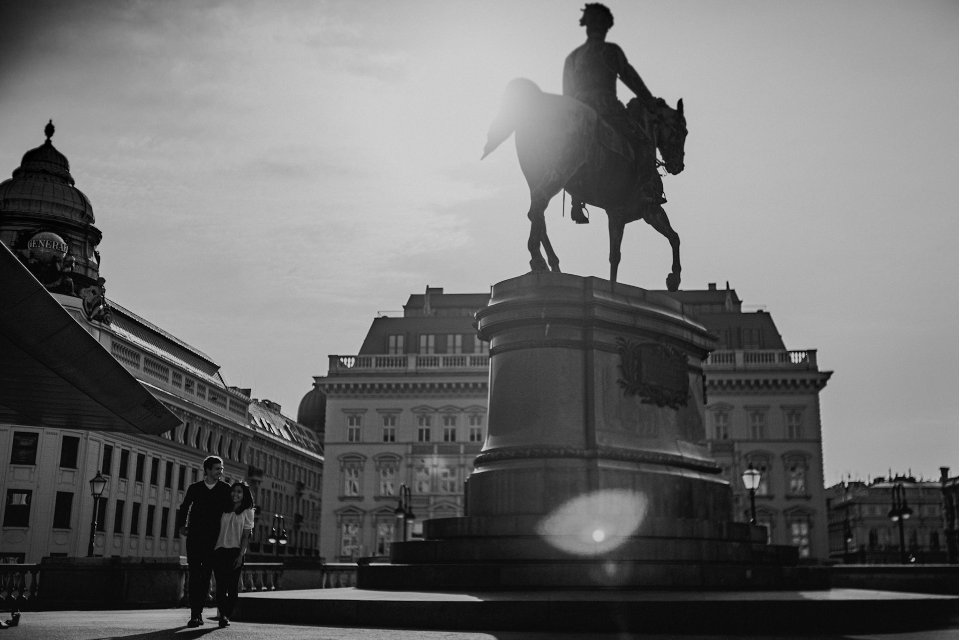 Casual destination engagement photos inspired by "Before Sunrise" movie locations, Albertina Museum in black and white, Innere Stadt, Vienna, Austria, August 2017, Sony A7RII.