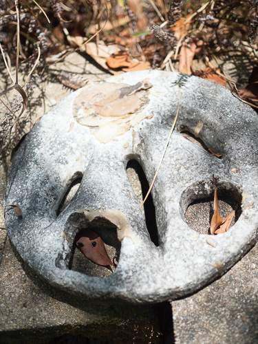 marble form foot print