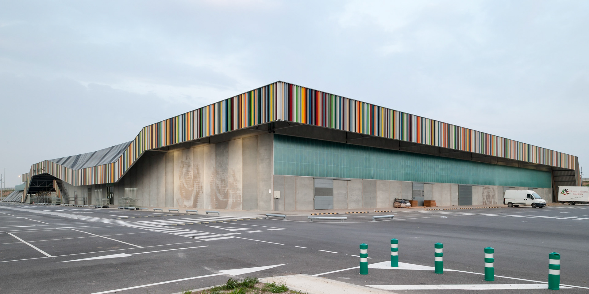 Flower Market / Mercabarna / Sant Boi de Llobregat, Spain / Muller Architects