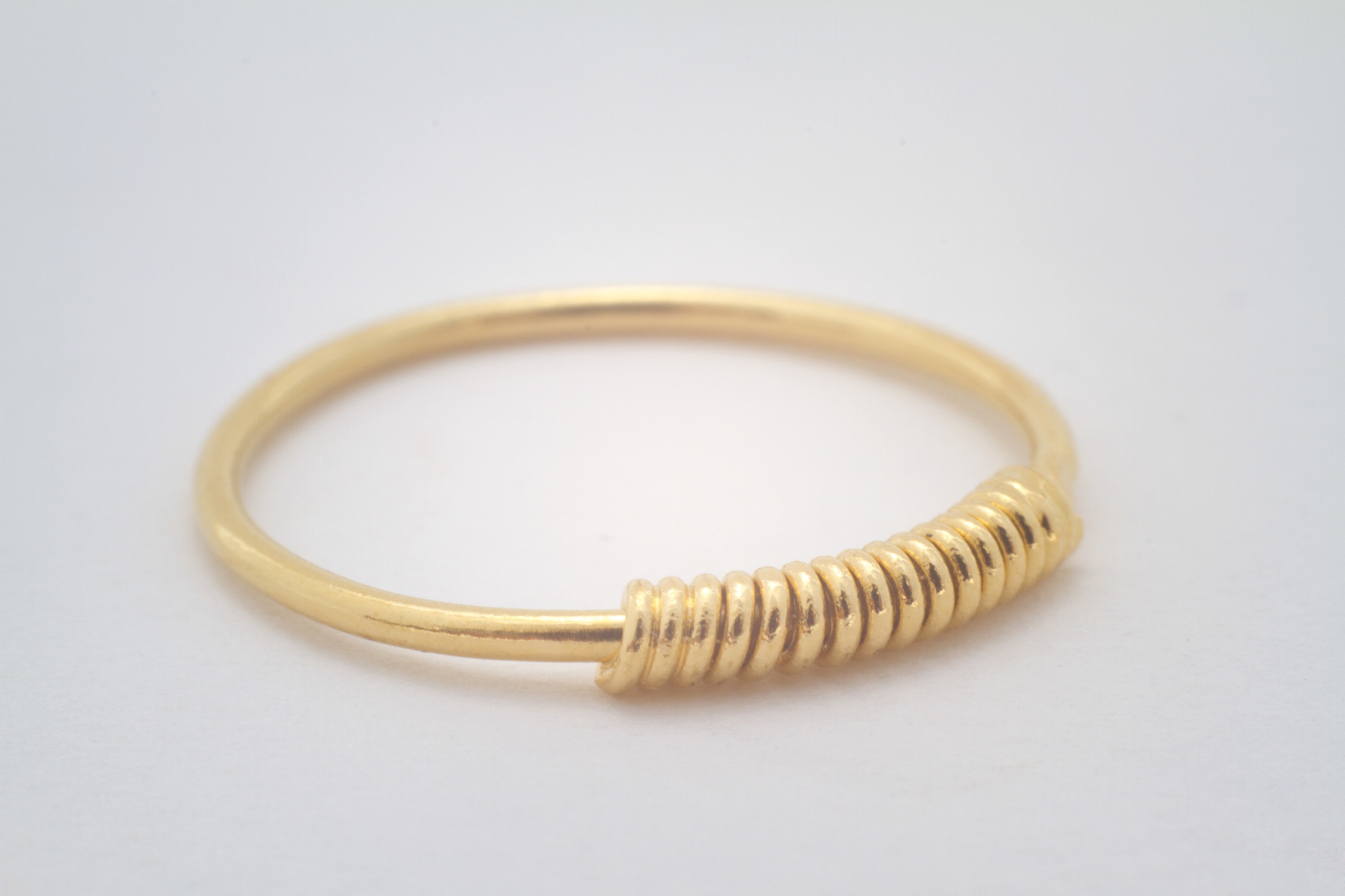 Bague Hokaido en laiton plaqué or - 50€