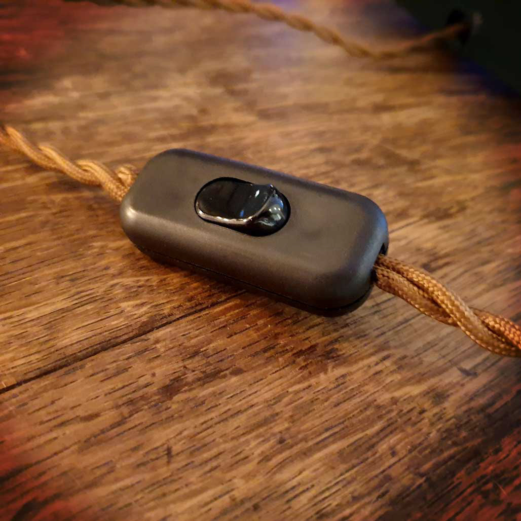 Inline switch with vintage braided cable