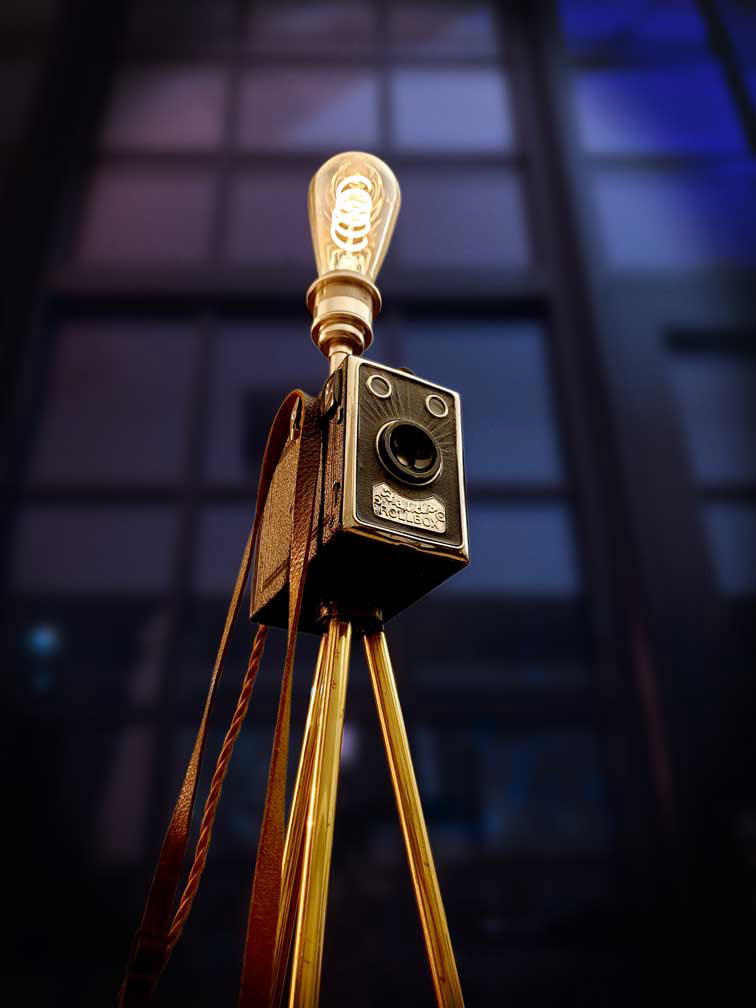 Upcycled Vintage 1930s Art Deco Balda Rollbox Camera Tripod Lamp