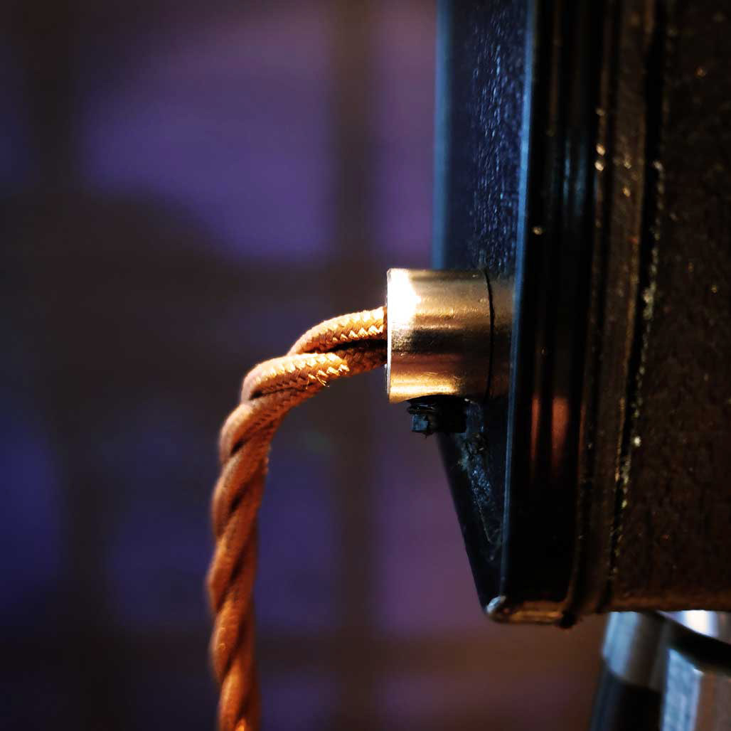 Chrome cord grip with vintage braided cable