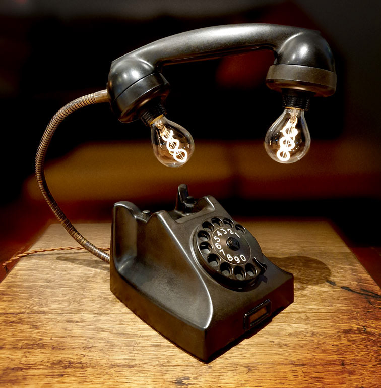 Upcycled Vintage Ericsson Bakelite Rotary Telephone Edison Lamp