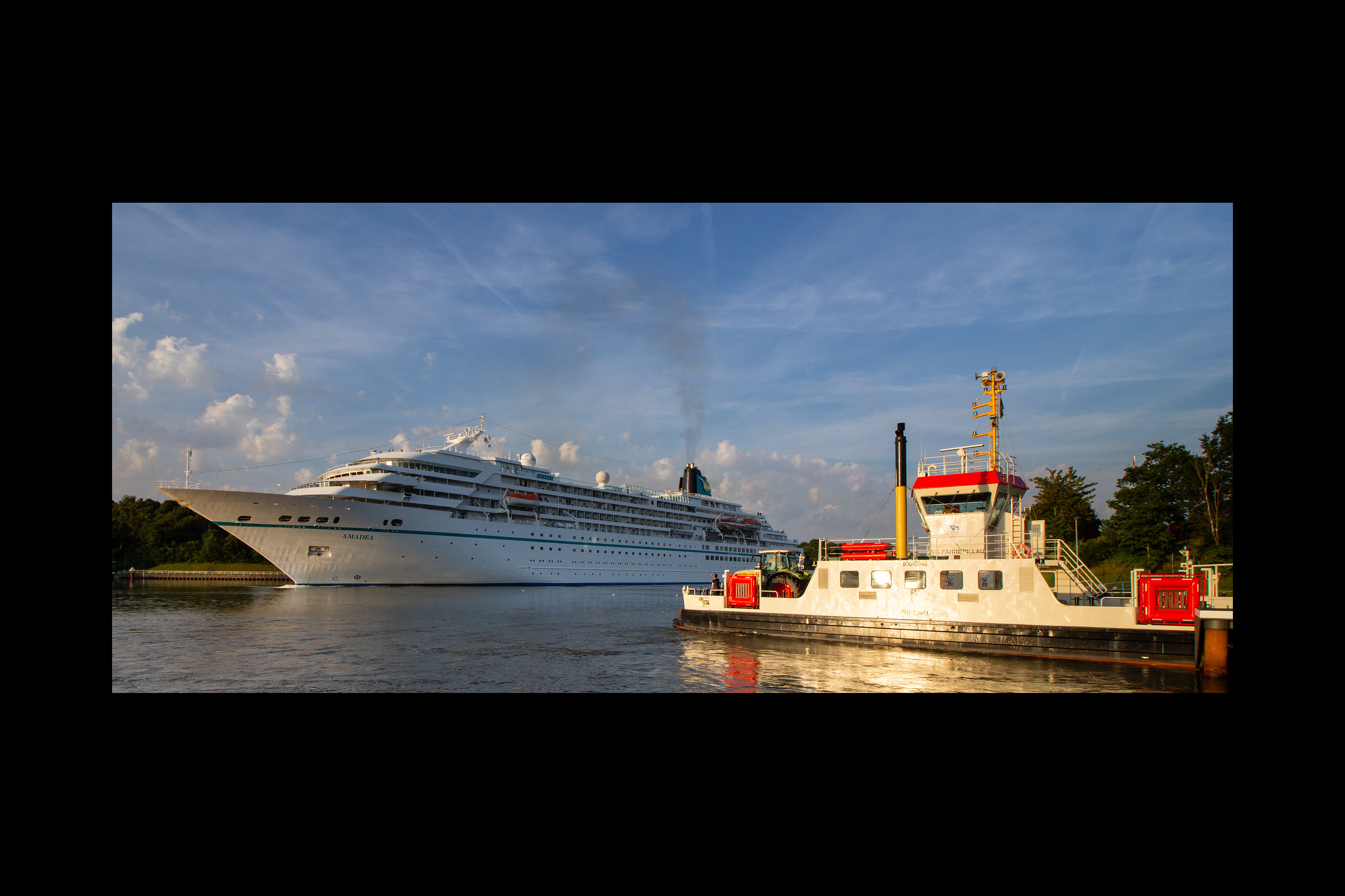 Ship Theme