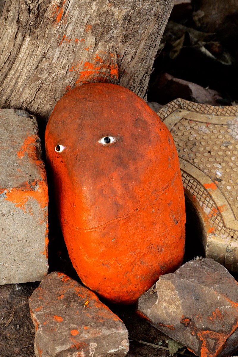 Sacred objects along pilgrim route