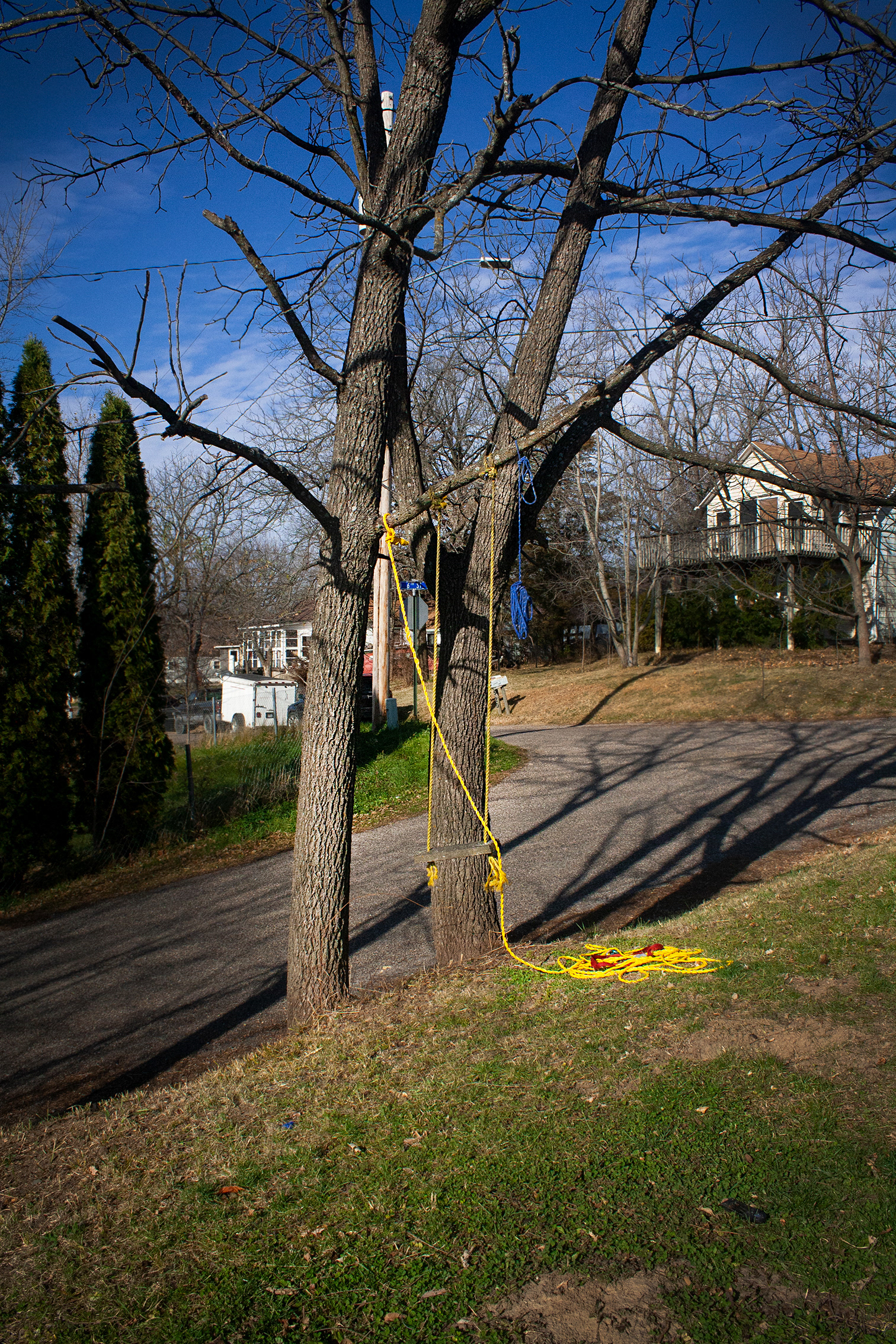 ari liz ramos, "Is This Home," 2020 (@_alrphotos)