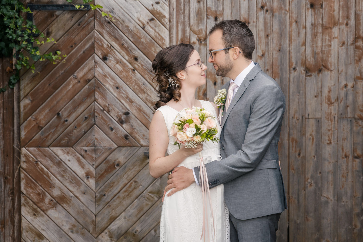 Hochzeit_Salzburg_Schloss_Mattsee_Hochzeitsfotograf_Thomas_Traschwandtner_Tau_Light_Media