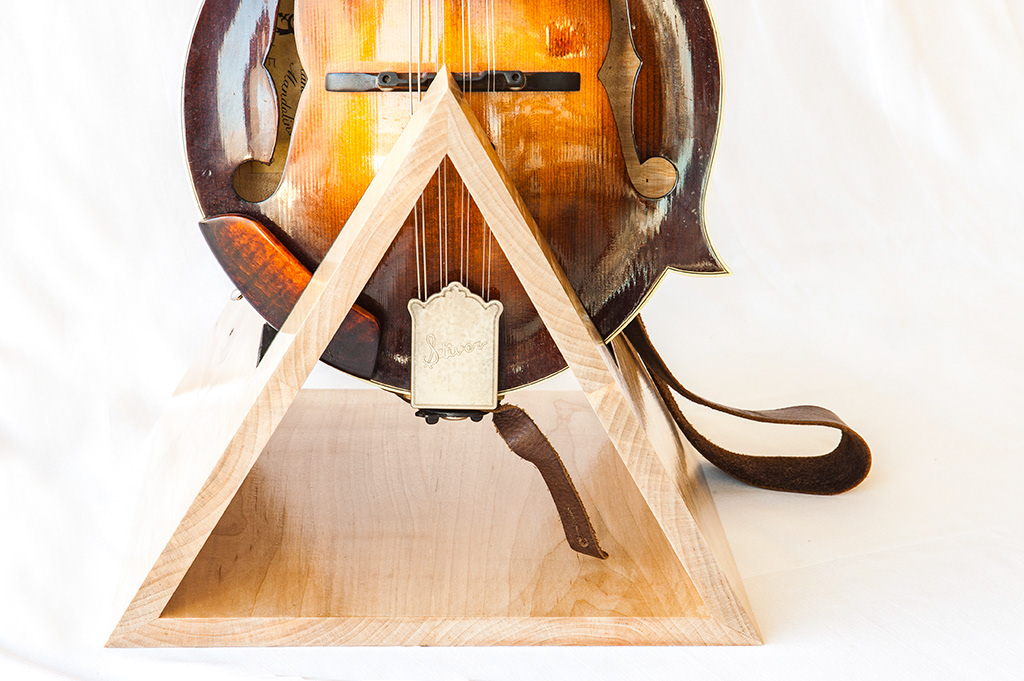 scttndhm Mandolin Stand