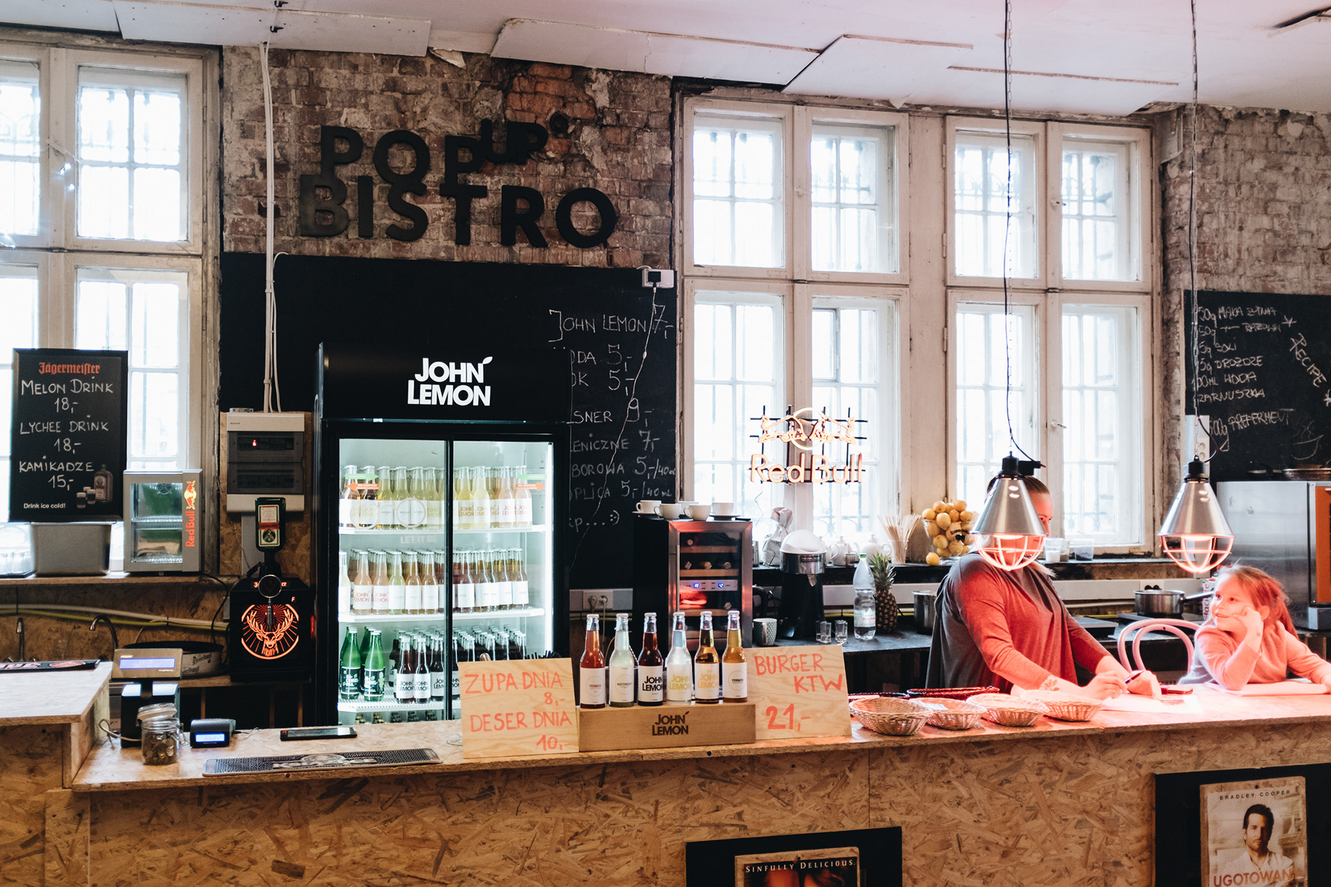 Pop up bistro