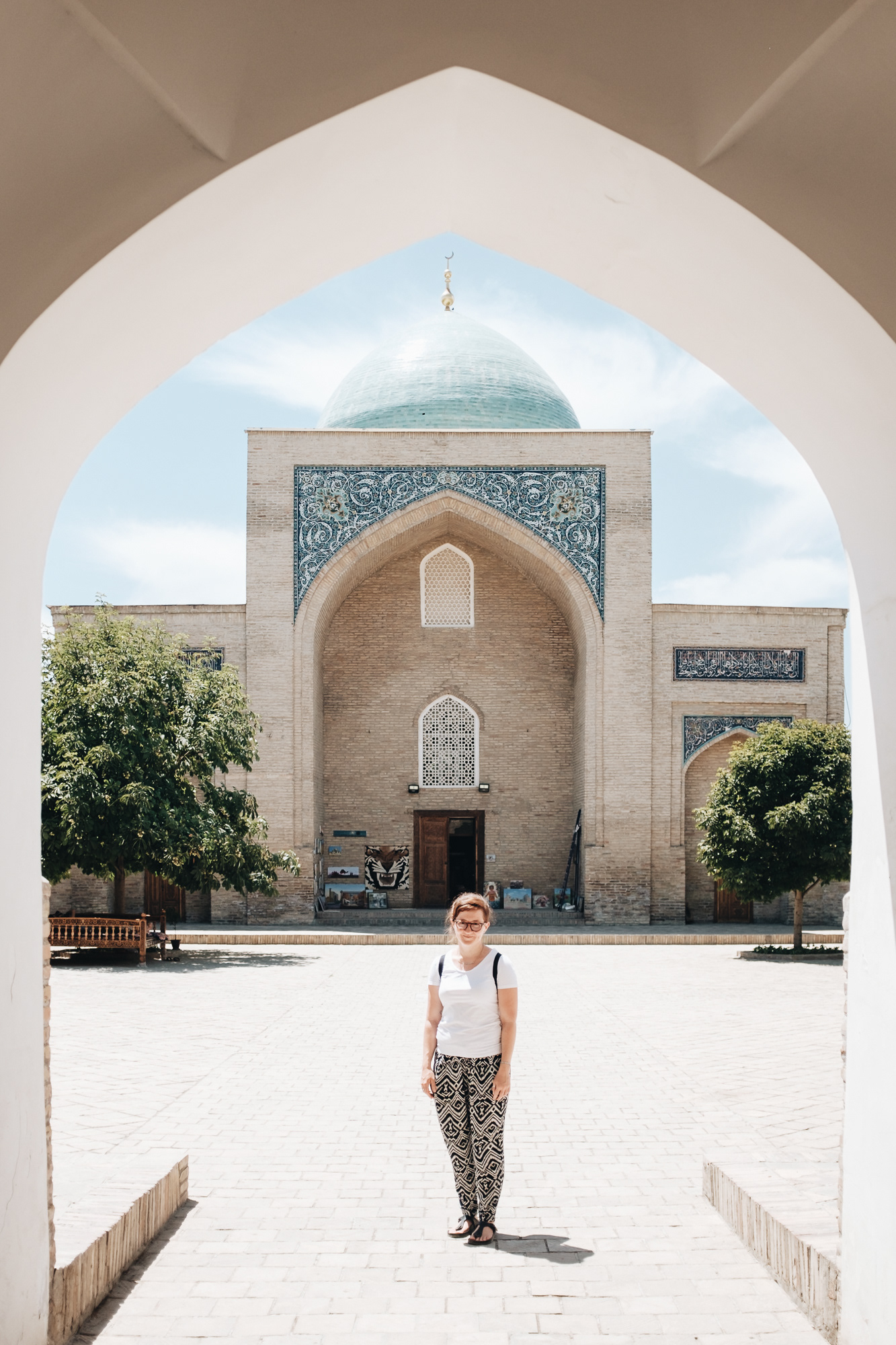 Barakhan Madrasah - z 16. století