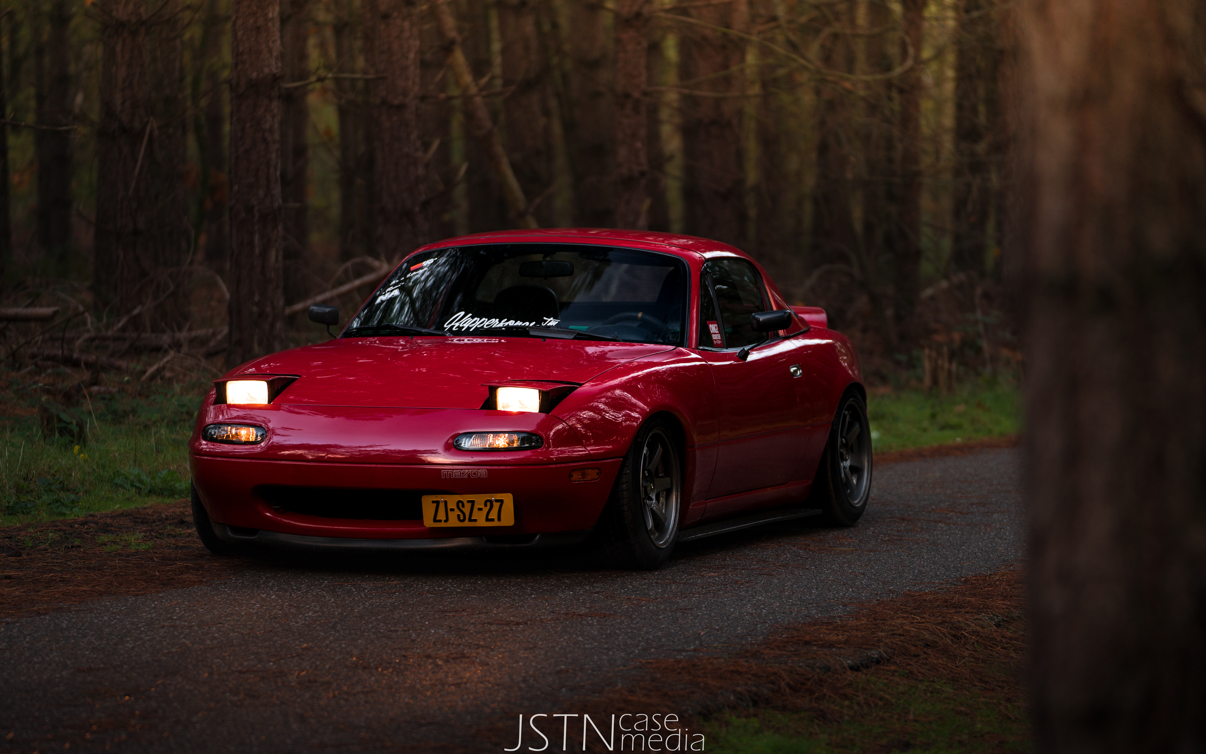 JSTNcase Media - Miata shoot in the woods