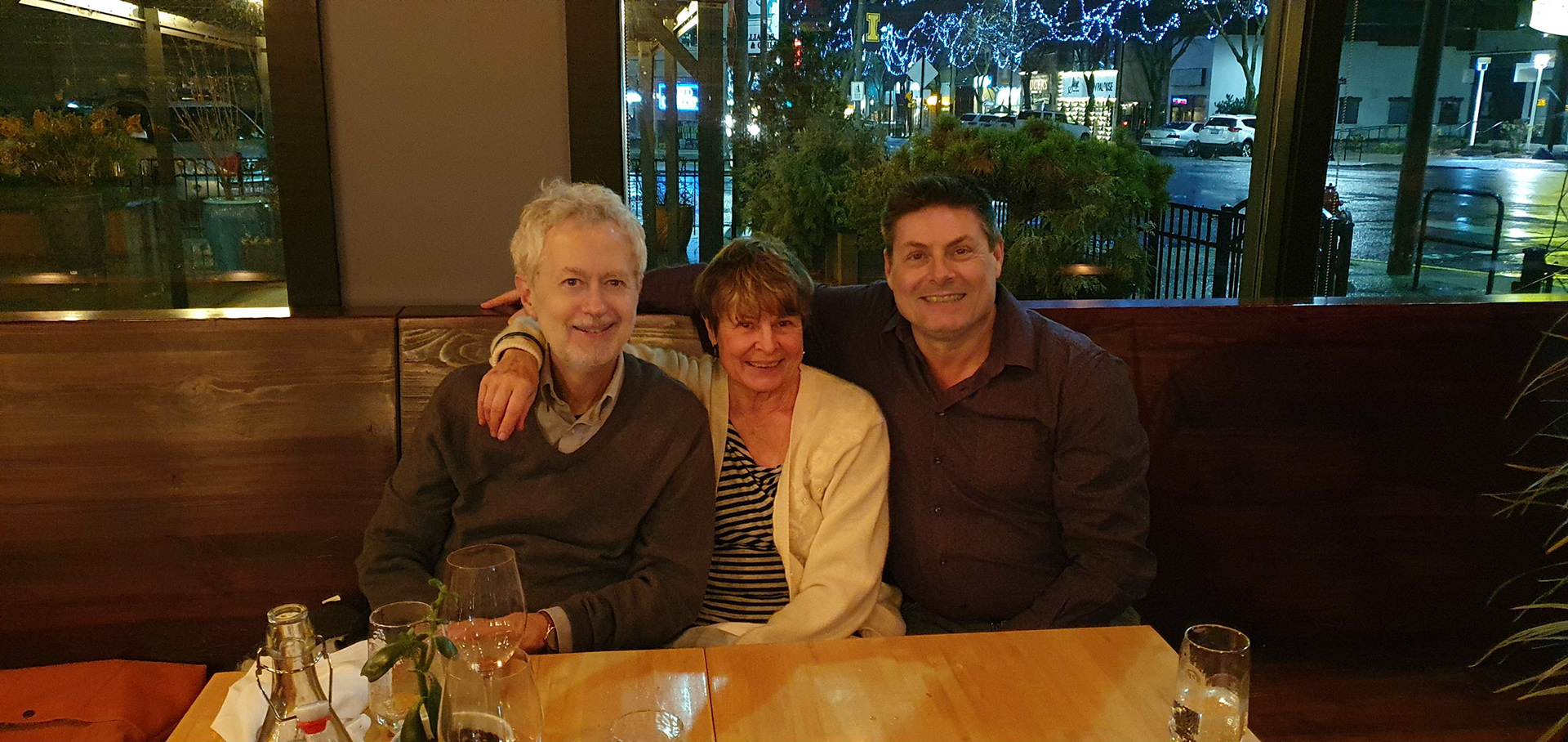 A lovely dinner with mom and Kenton