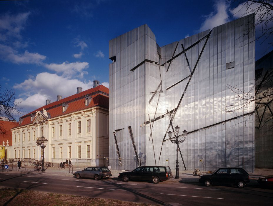 The Libeskind Building Berlin, Germany Studio Libeskind 1999 (Image 21)