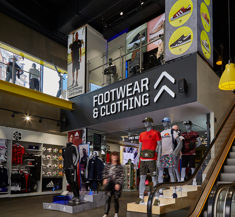 Leeds Freelance Photographer Jeremy Kelly JD Sports Oxford Street