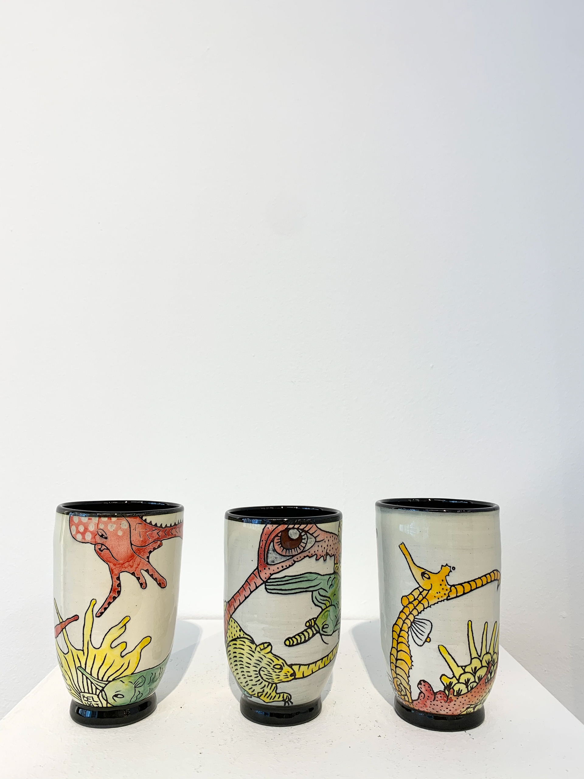 Gobelet en faïence, Collection 'Pareidole' Diam 10 cm - 35€