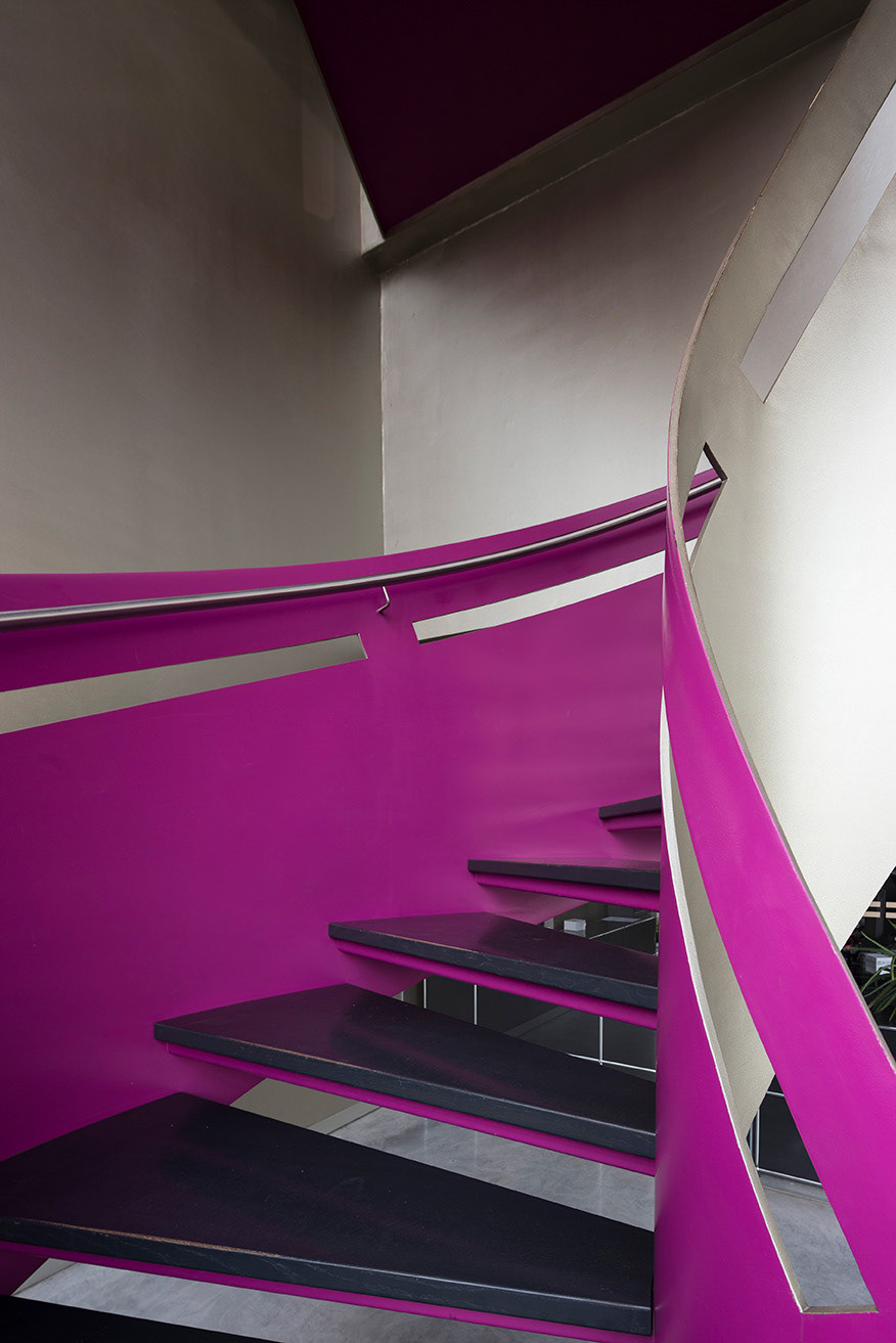 Lukas Brenner Architekturfotografie - Webler + Geissler Stuttgart - Riva Backnang