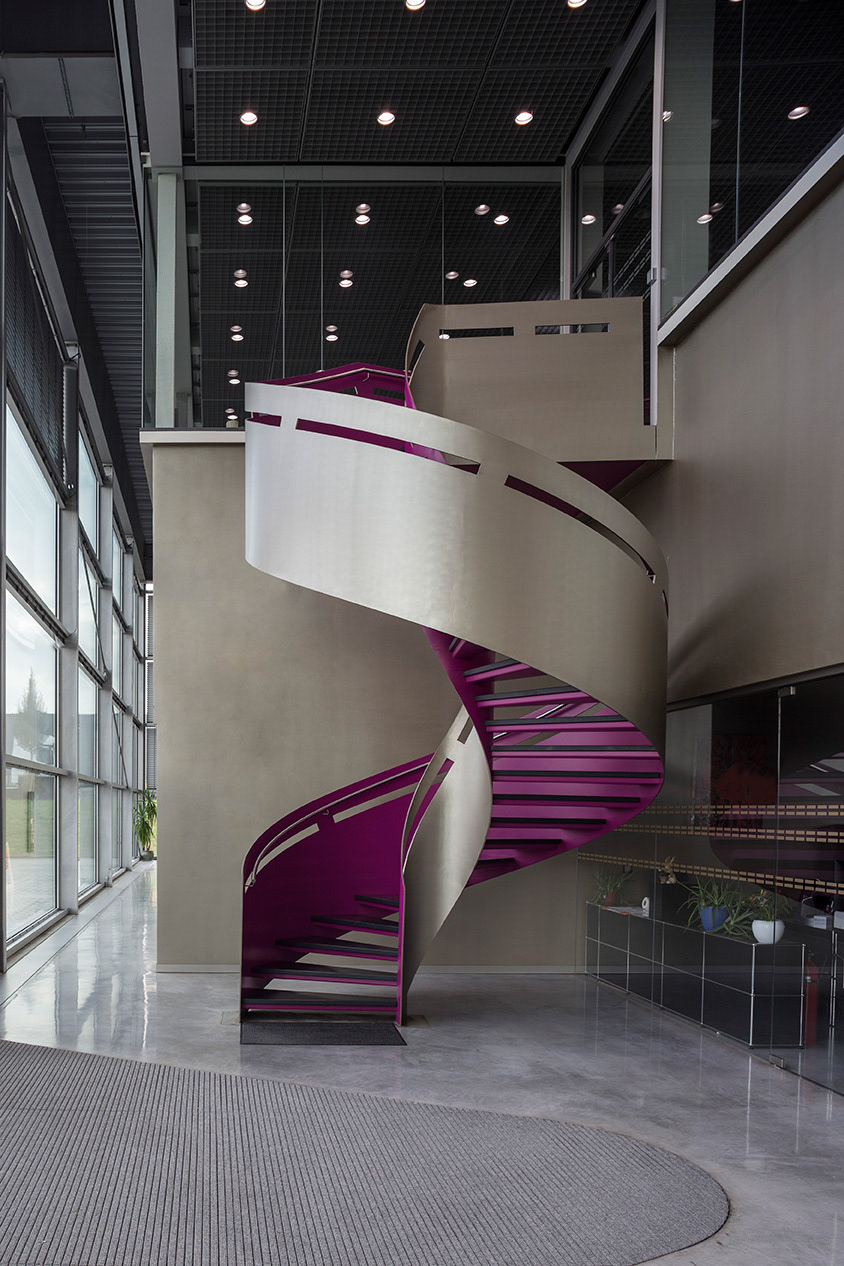 Lukas Brenner Architekturfotografie - Webler + Geissler Stuttgart - Riva Backnang