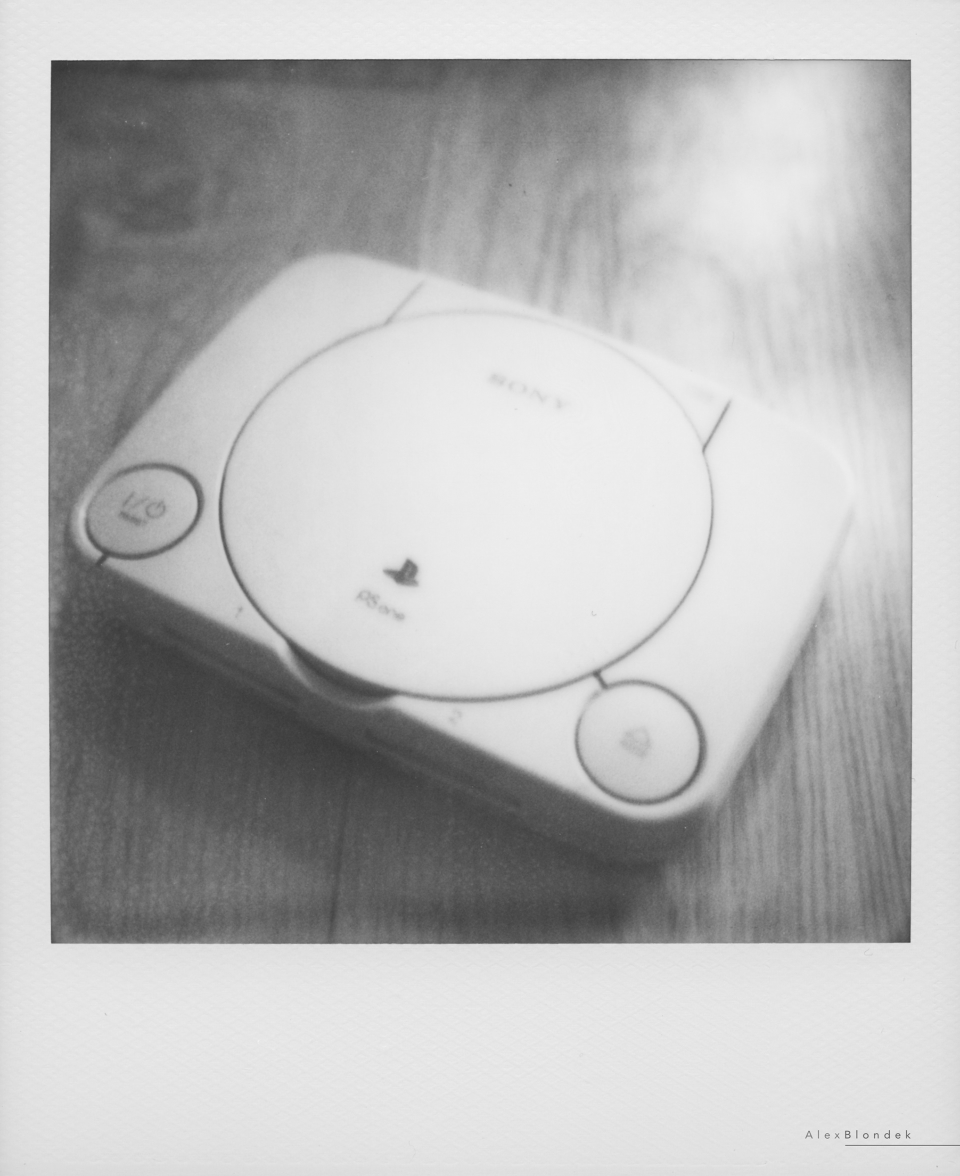 Old School - SX-70
