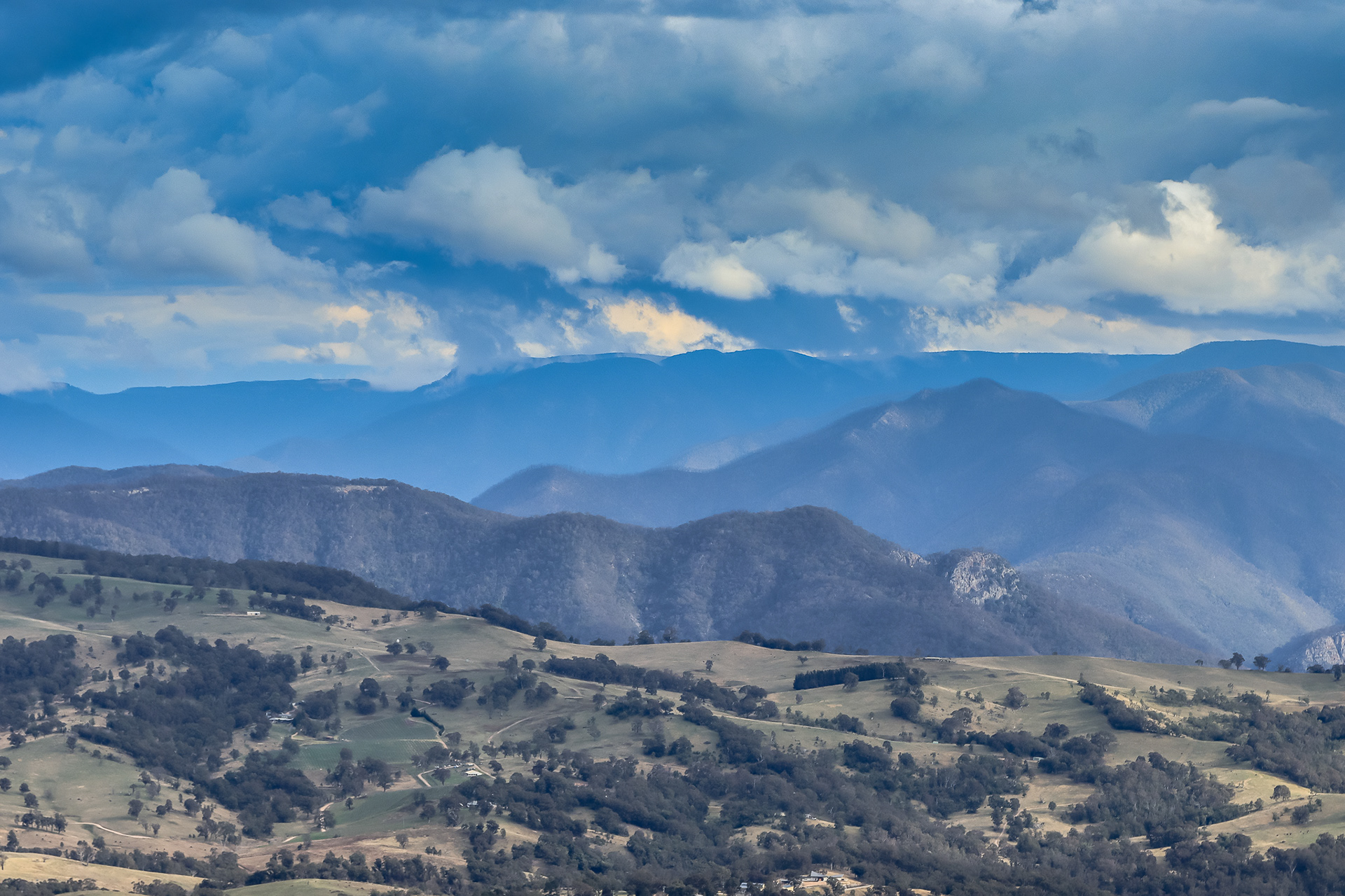 Megalong Valley from Hargreaves LO