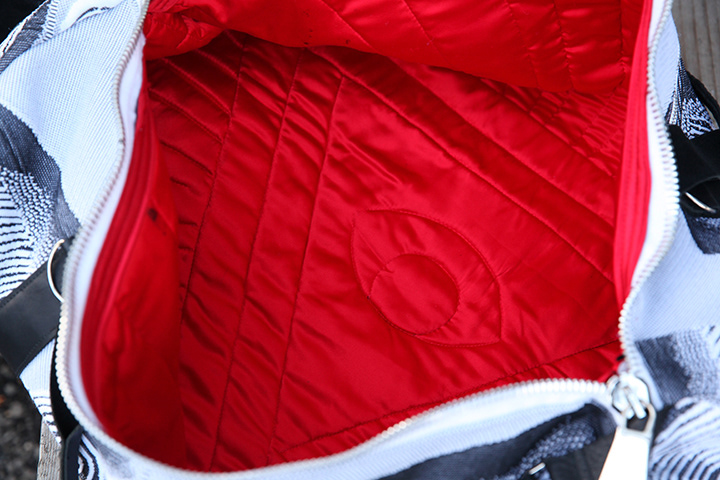 QUILTED & EMBROIDERED SILK INTERIOR