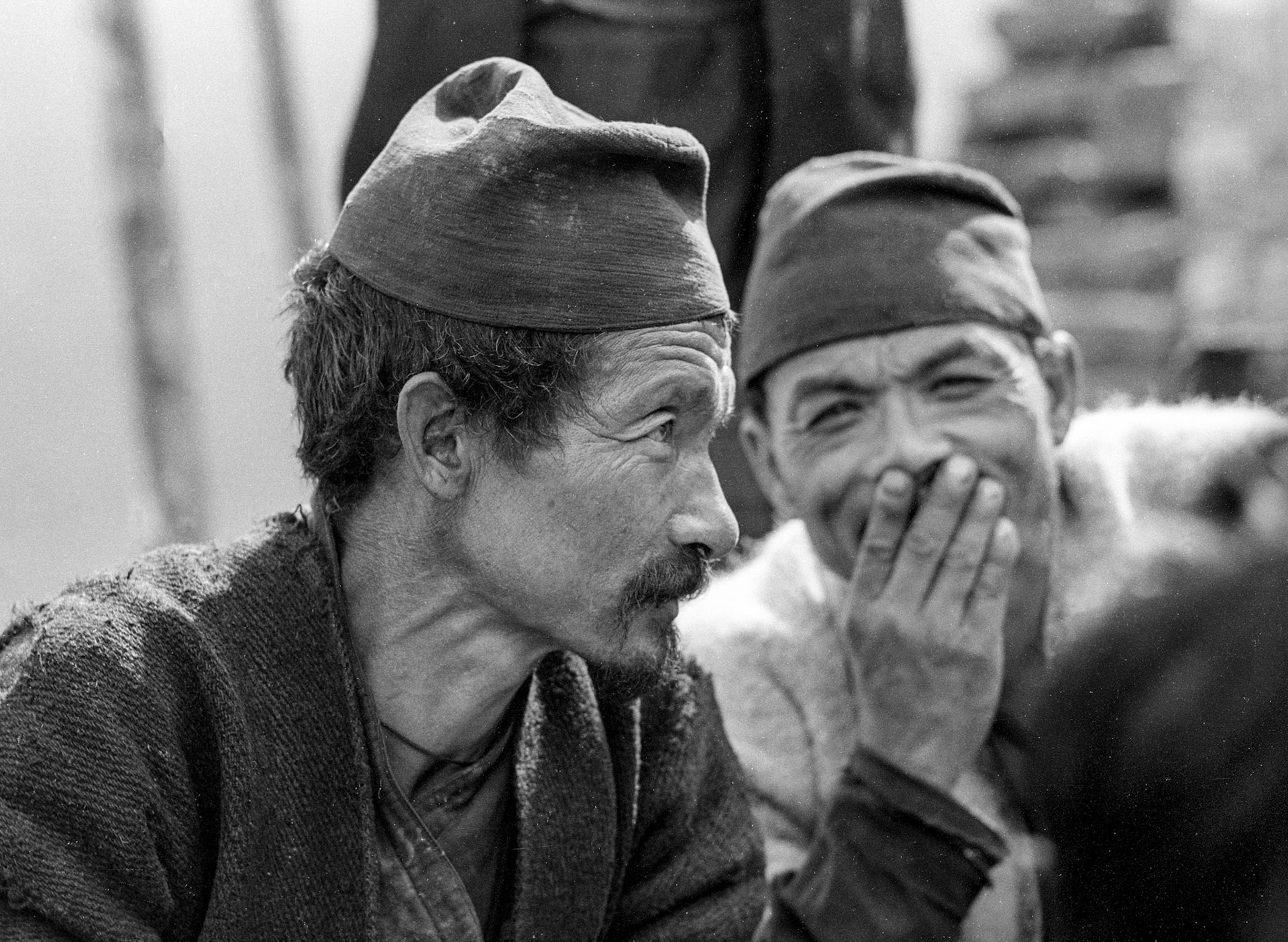 (L-R) Themba Shangba (342), Kalsang Chiawa (642)