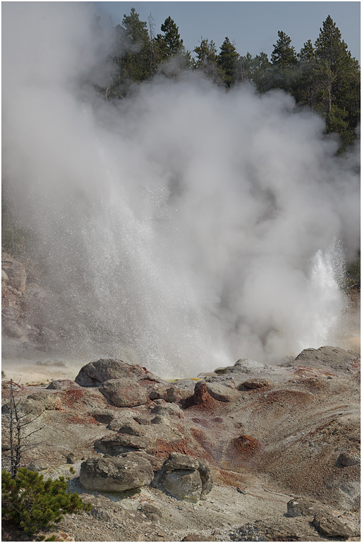 Steamboat Geyser, Norris Basin, Yellowstone