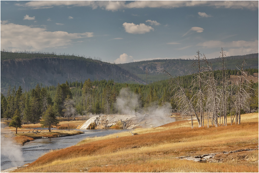 Firehole River, Upper Geyser Basin, Yellowstone NP