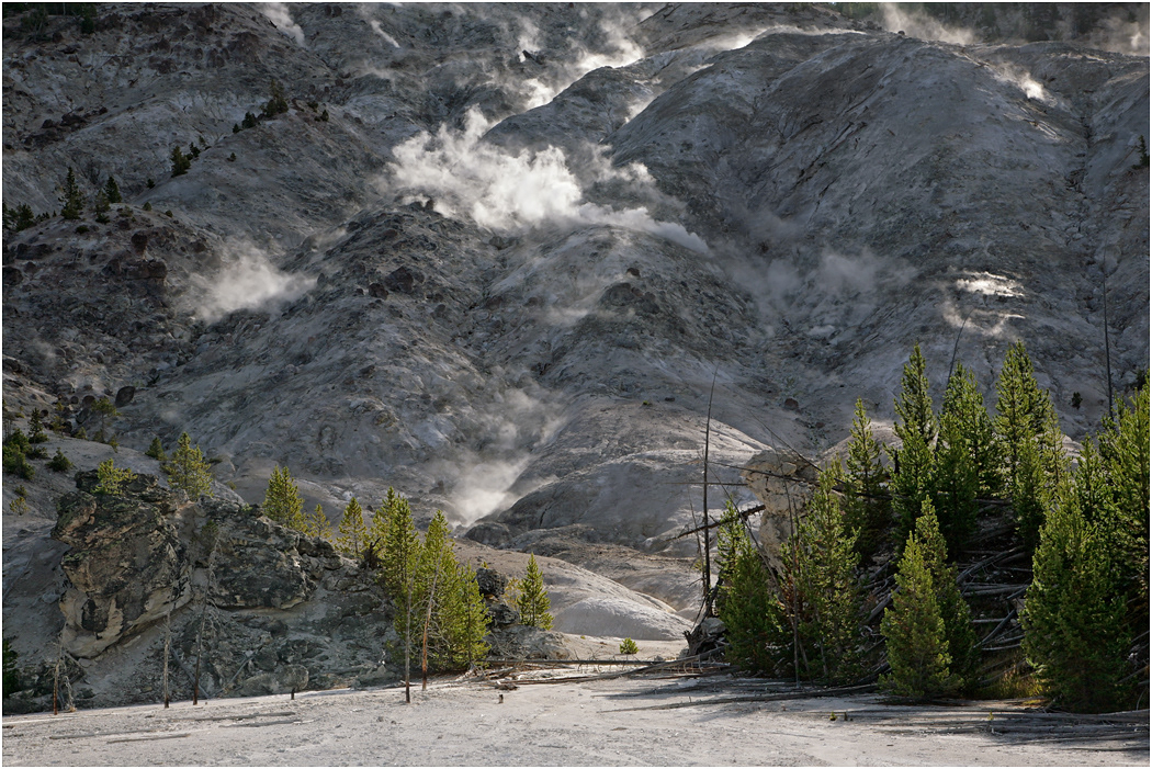 Roaring Mountain, Yellowstone NP