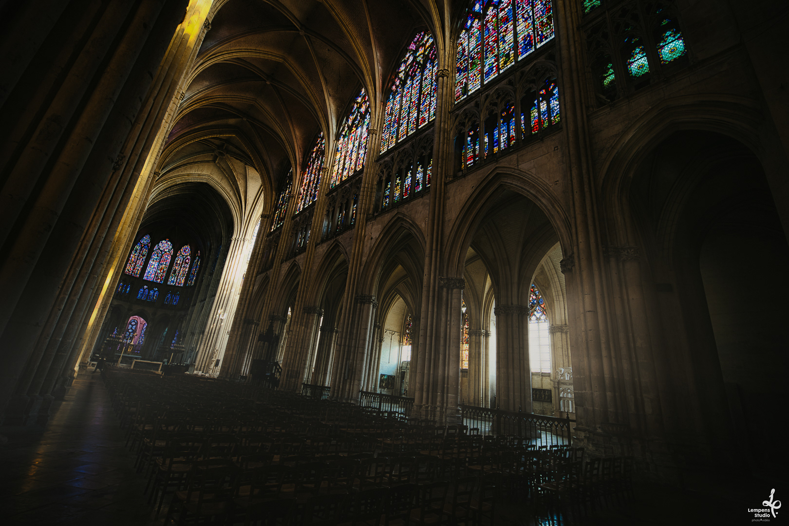 Cathédrale Saint-Pierre Saint-Paul © Lempens Studio