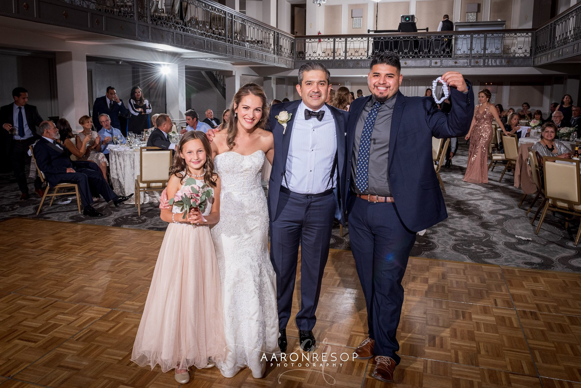 Wedding Day Photos Taken by Wedding Photographer Aaron Resop @ The St. Anthony, a Luxury Collection Hotel, San Antonio, 300 East Travis Street, San Antonio, TX