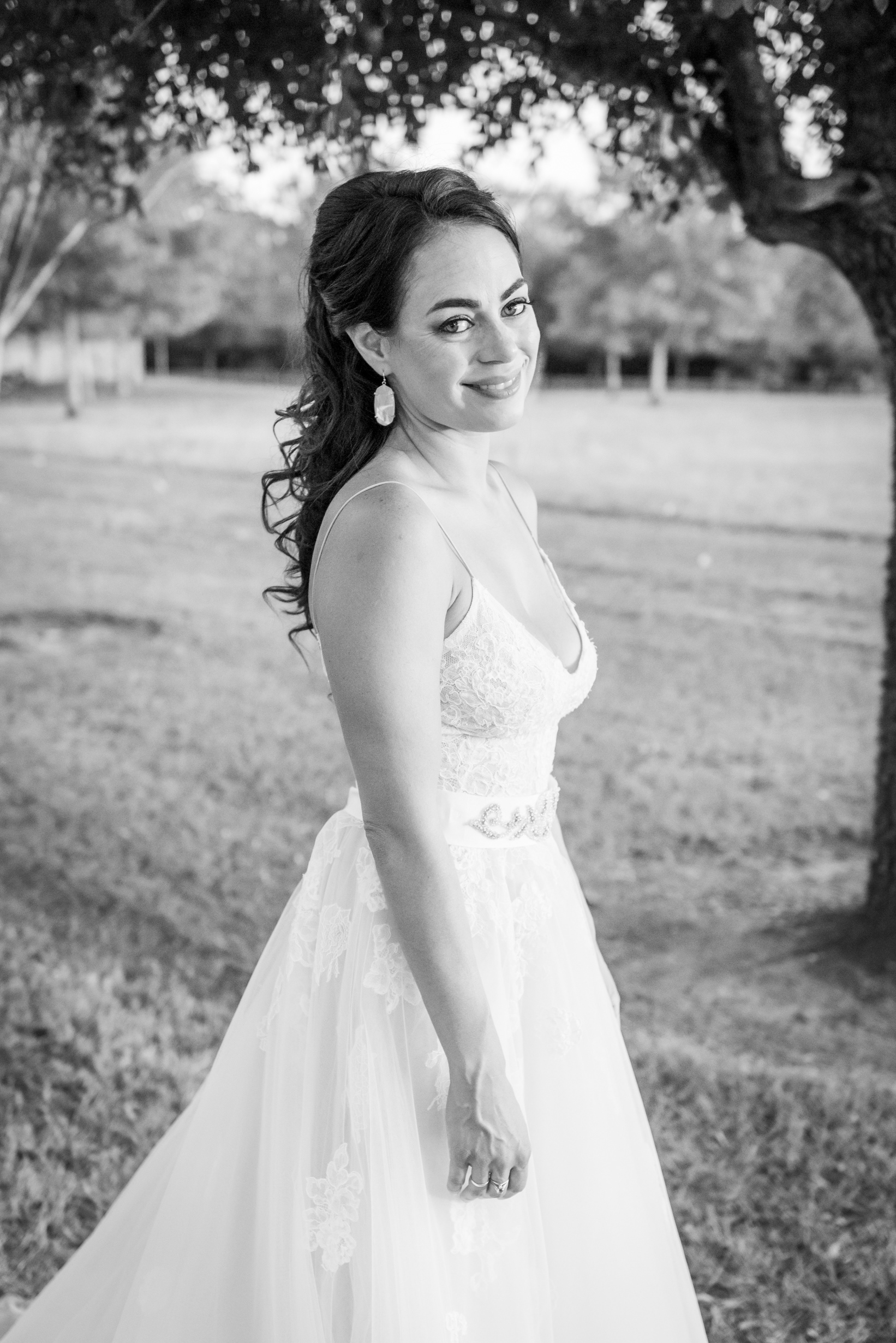 Wedding Day Photos taken in Brenham, TX by Wedding Photographer Aaron Resop @ permavista ranch & resort, Brenham, TX 77833
