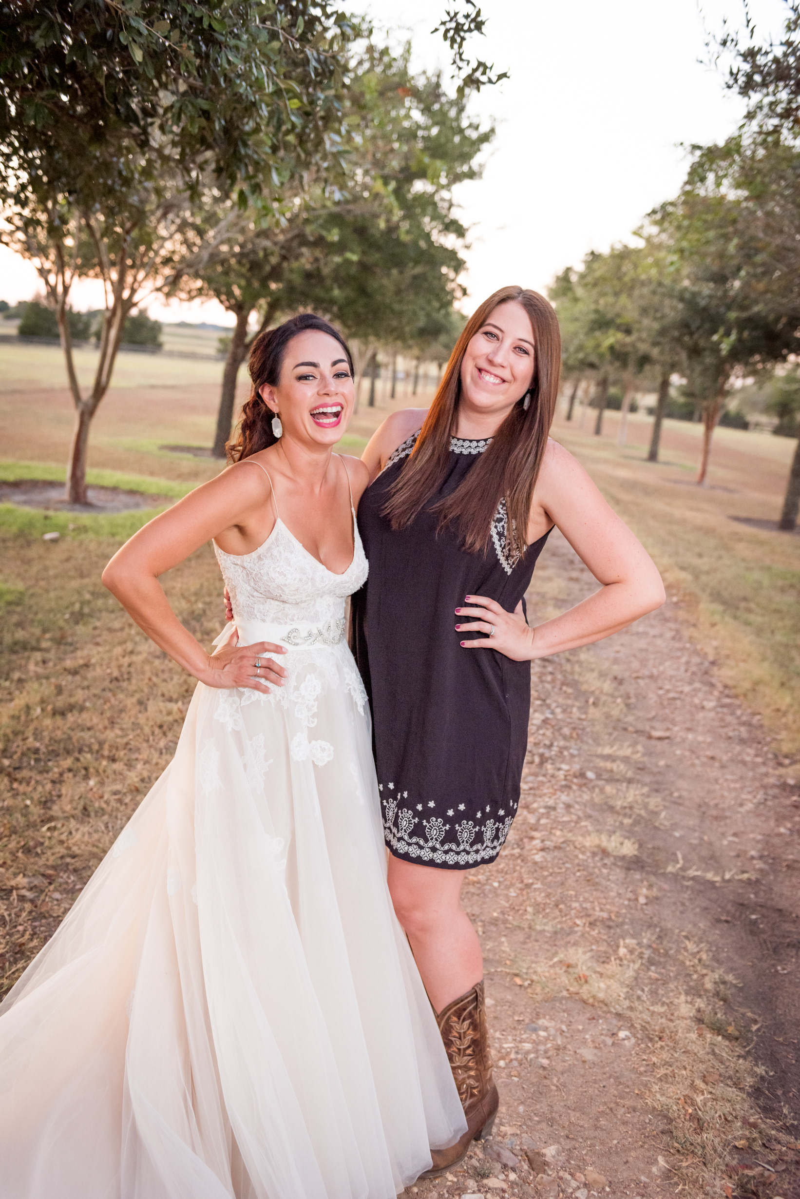 Wedding Day Photos taken in Brenham, TX by Wedding Photographer Aaron Resop @ permavista ranch & resort, Brenham, TX 77833