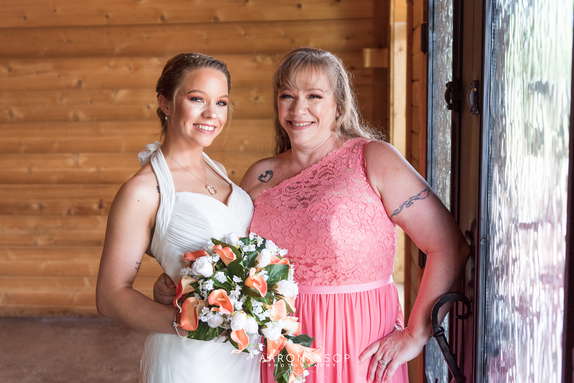 Bridal Photos taken in Seguin, TX by Wedding Photographer Aaron Resop @ Geronimo Oaks - Weddings and Events, 1377 Dietert Rd, Seguin, TX 78155