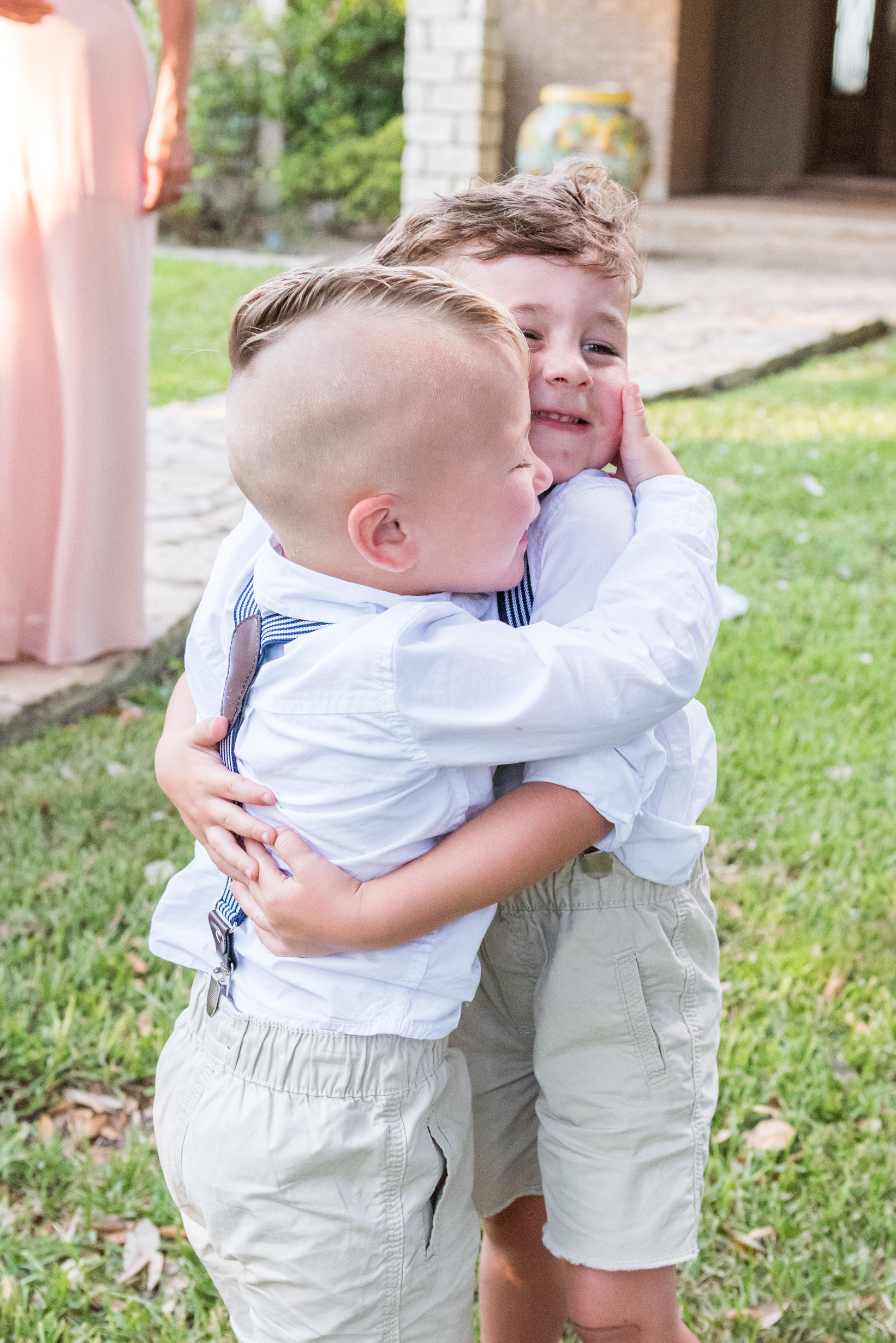 Wedding Day Photos taken in Brenham, TX by Wedding Photographer Aaron Resop @ permavista ranch & resort, Brenham, TX 77833