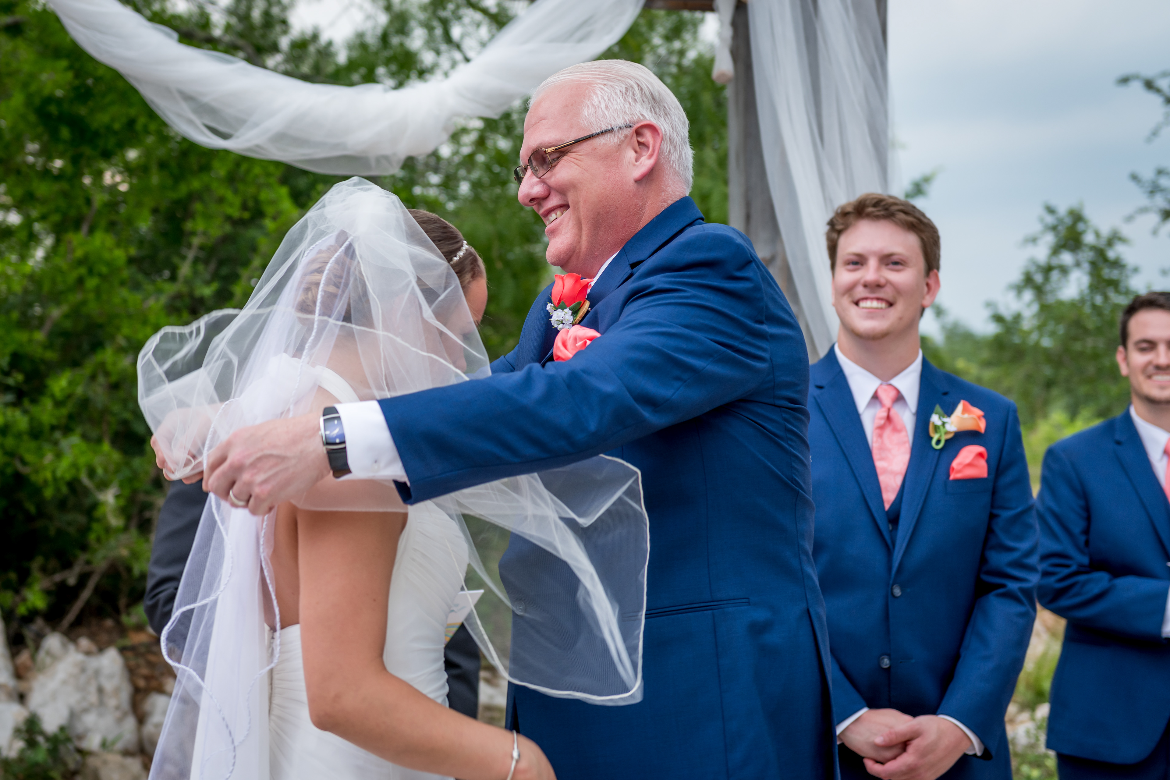 Wedding Day Photos taken in Seguin, TX by Wedding Photographer Aaron Resop @ Geronimo Oaks - Weddings and Events, 1377 Dietert Rd, Seguin, TX 78155