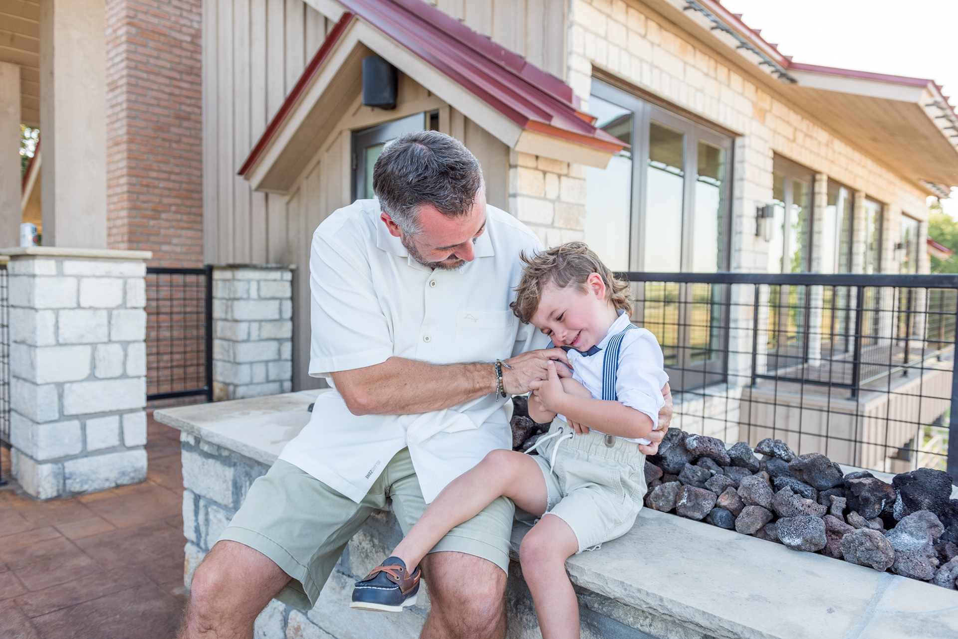 Wedding Day Photos taken in Brenham, TX by Wedding Photographer Aaron Resop @ permavista ranch & resort, Brenham, TX 77833