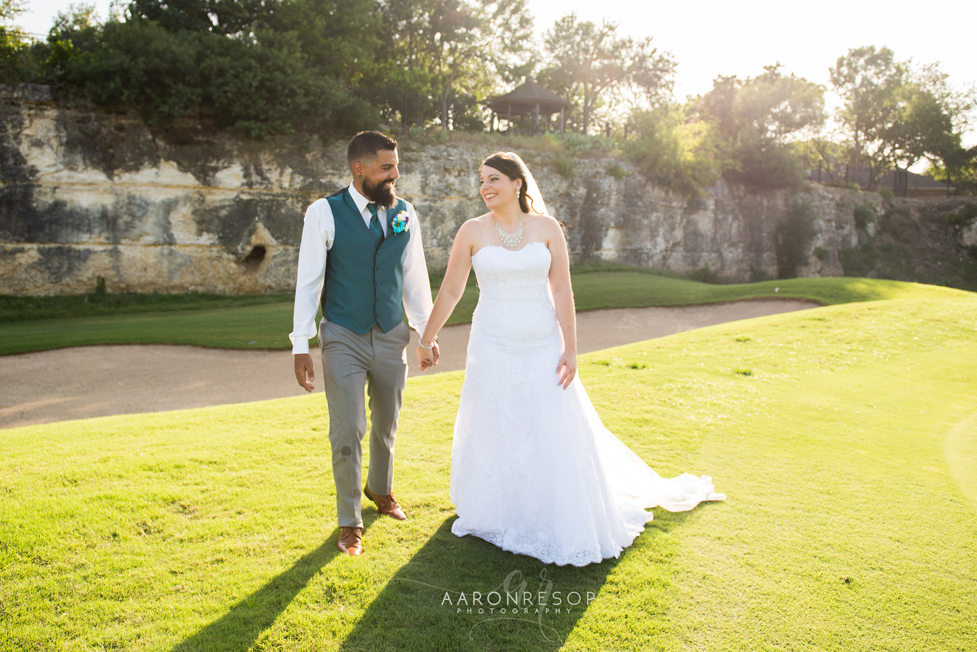 Wedding Day Photos Taken by Wedding Photographer Aaron Resop @ Olympia hills wedding venue 12900 Mt Olympus, Universal City, TX 78148