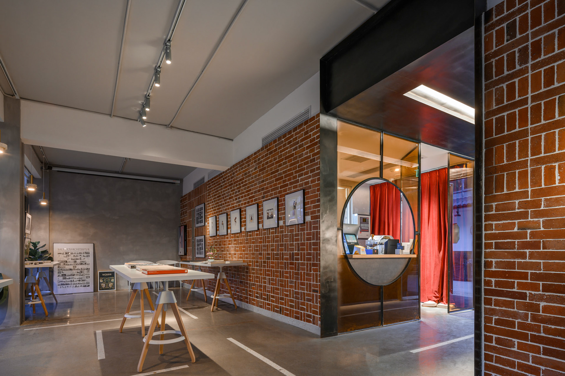 杭州 Hangzhou Otter Bar