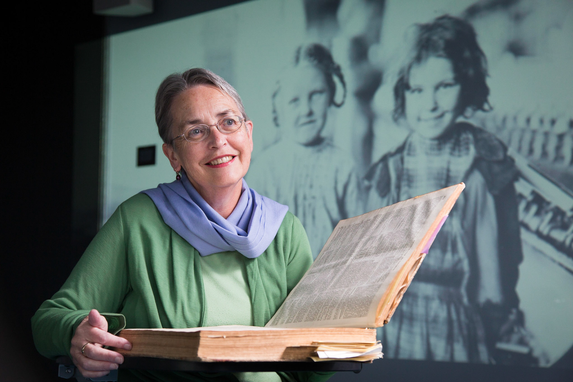 Dr Dianne Snowden, lecturer for the "Introduction to Family History" unit at the University of Tasmania2014