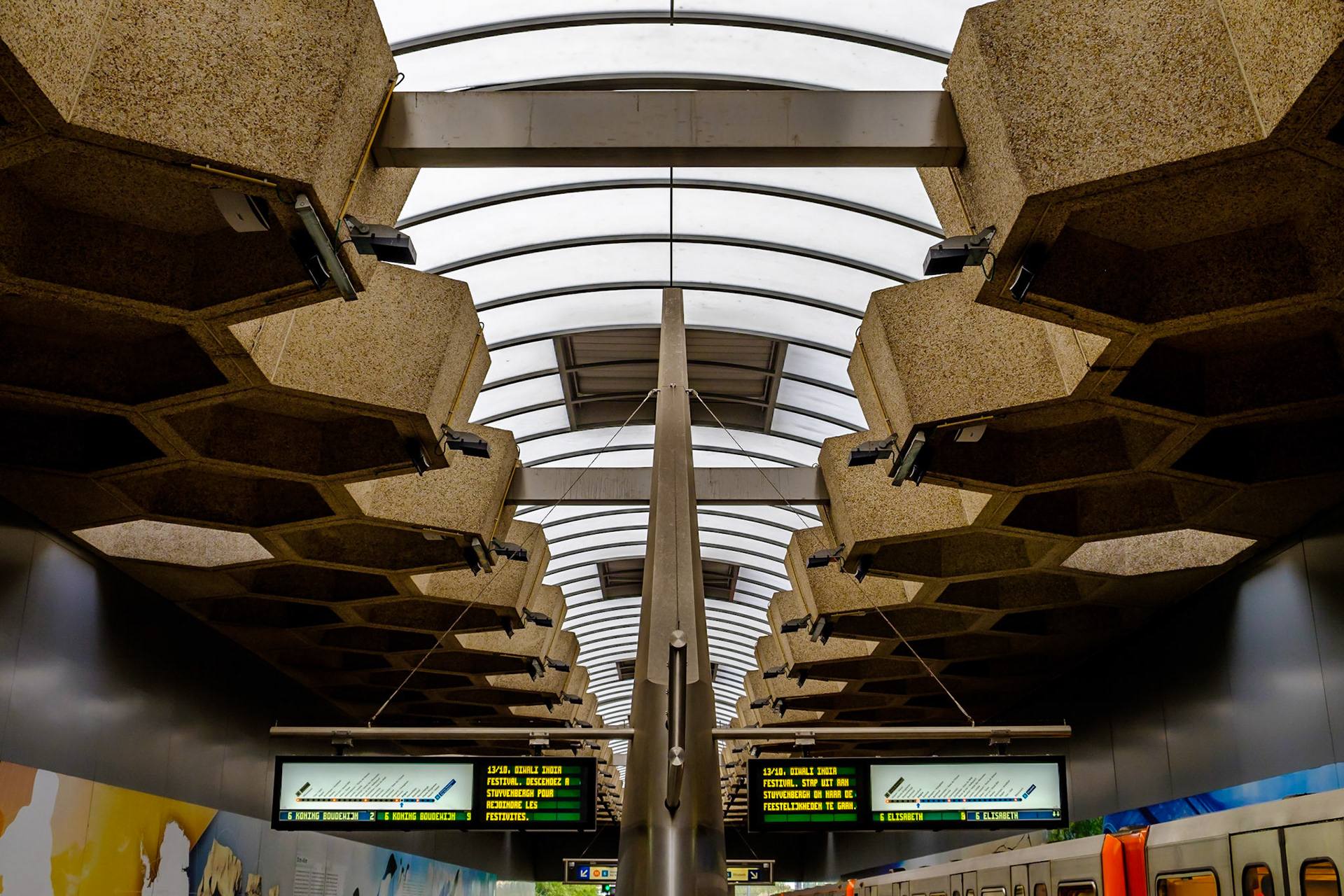 Brussels, Belgica Station