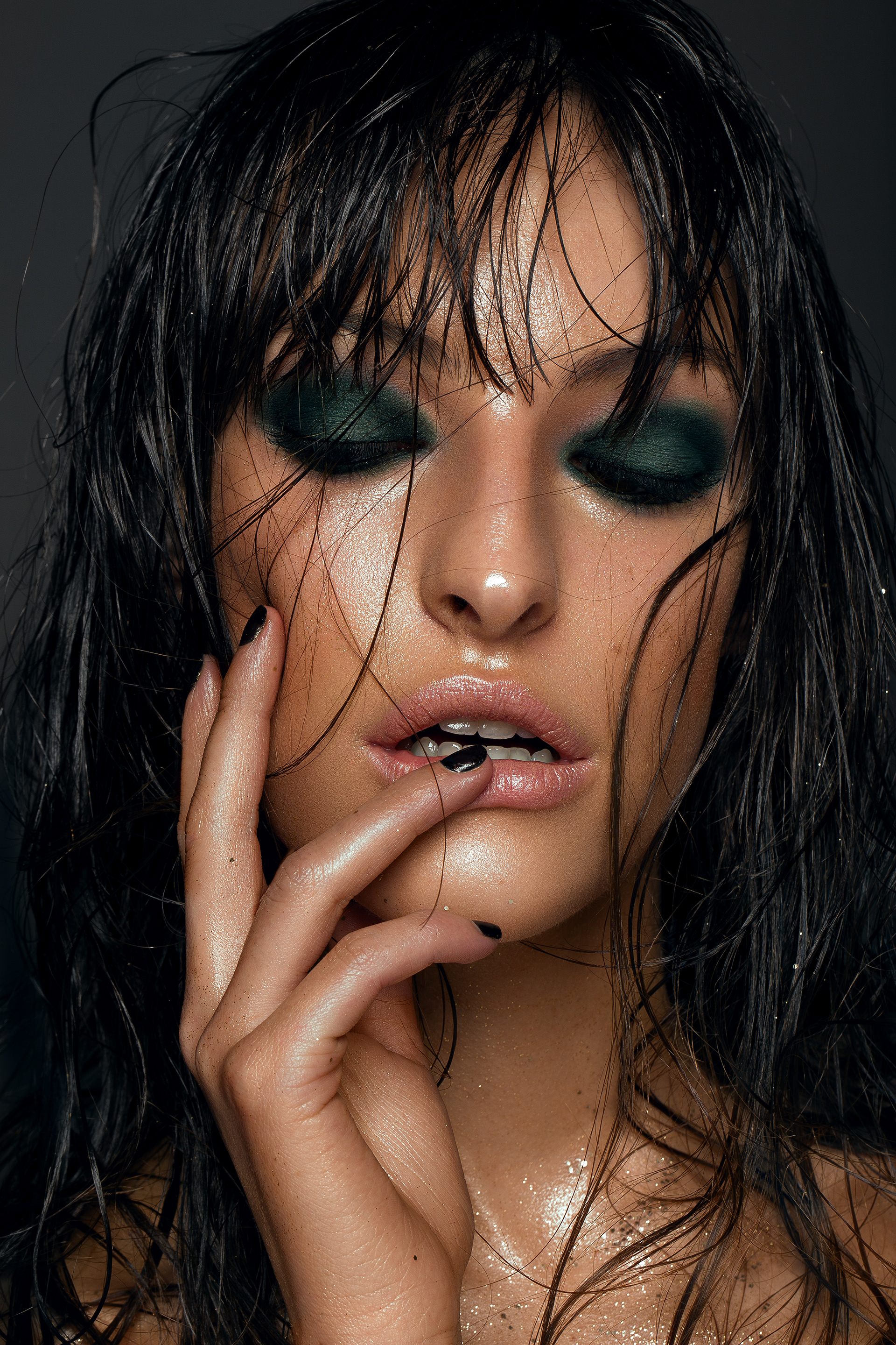 Photo and retouch: Emilie Granowska / Model: Léa Cbx / MUA: David Barral