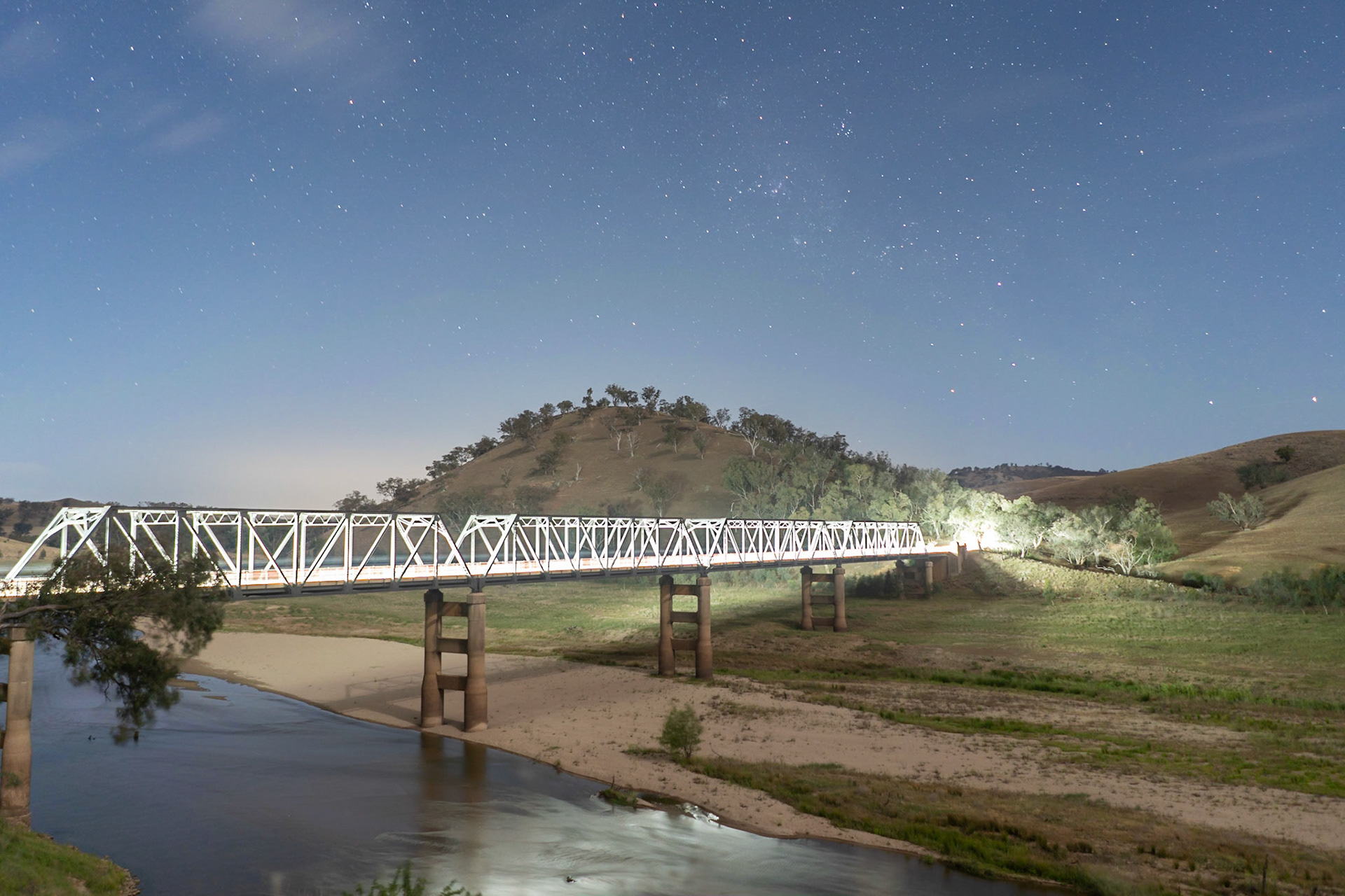 - A car crosses Taemas bridge in the dead of night... I was meteor spotting...Nerd stuff: 30s f/2.0 ISO 250, 28mm, A7iii..