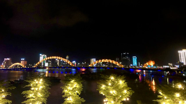 The no. 1 spectacle in Da Nang turned out to be a bit of a dissapointment...