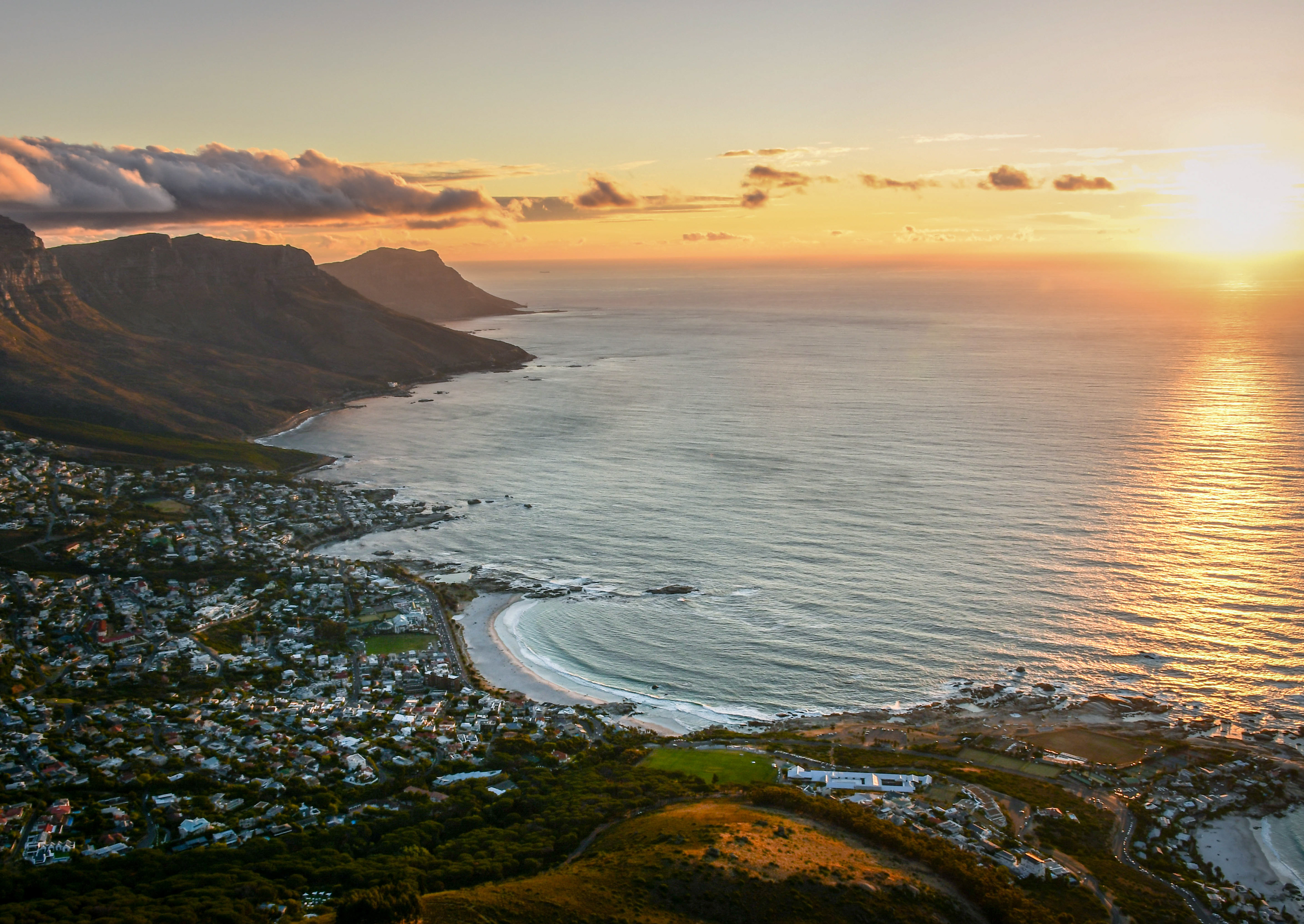 The view from the top of Lion's Head, Table Mountain National Park