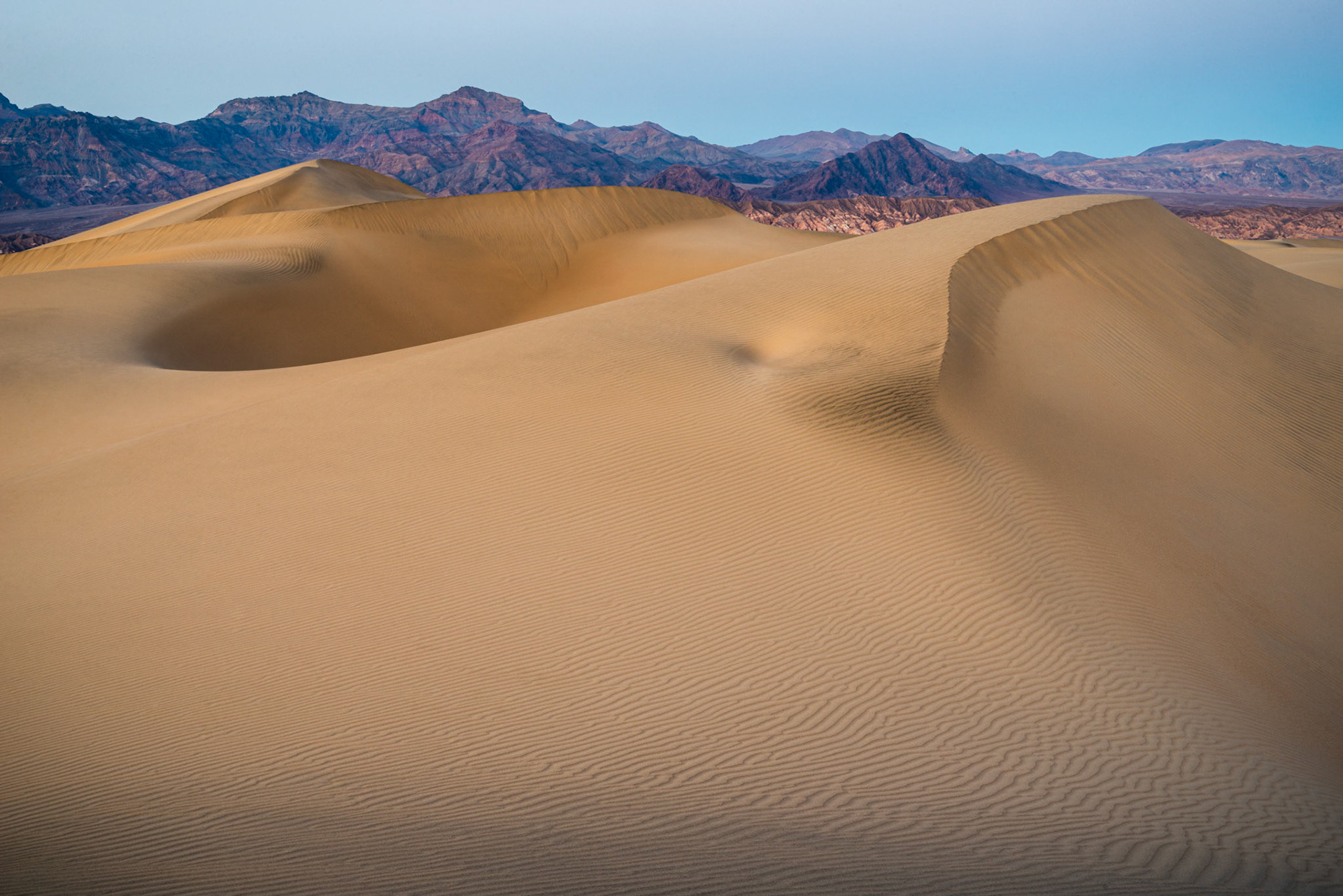 Mesquite Flats, late afternoon.Death Valley National ParkCaliforniaFebruary 20, 2020Pentax K-1, TAMRON 28-300mm F3.5-6.3 Ultra zoom XRISO 100 53 mm  3.0 sec at ƒ / 18