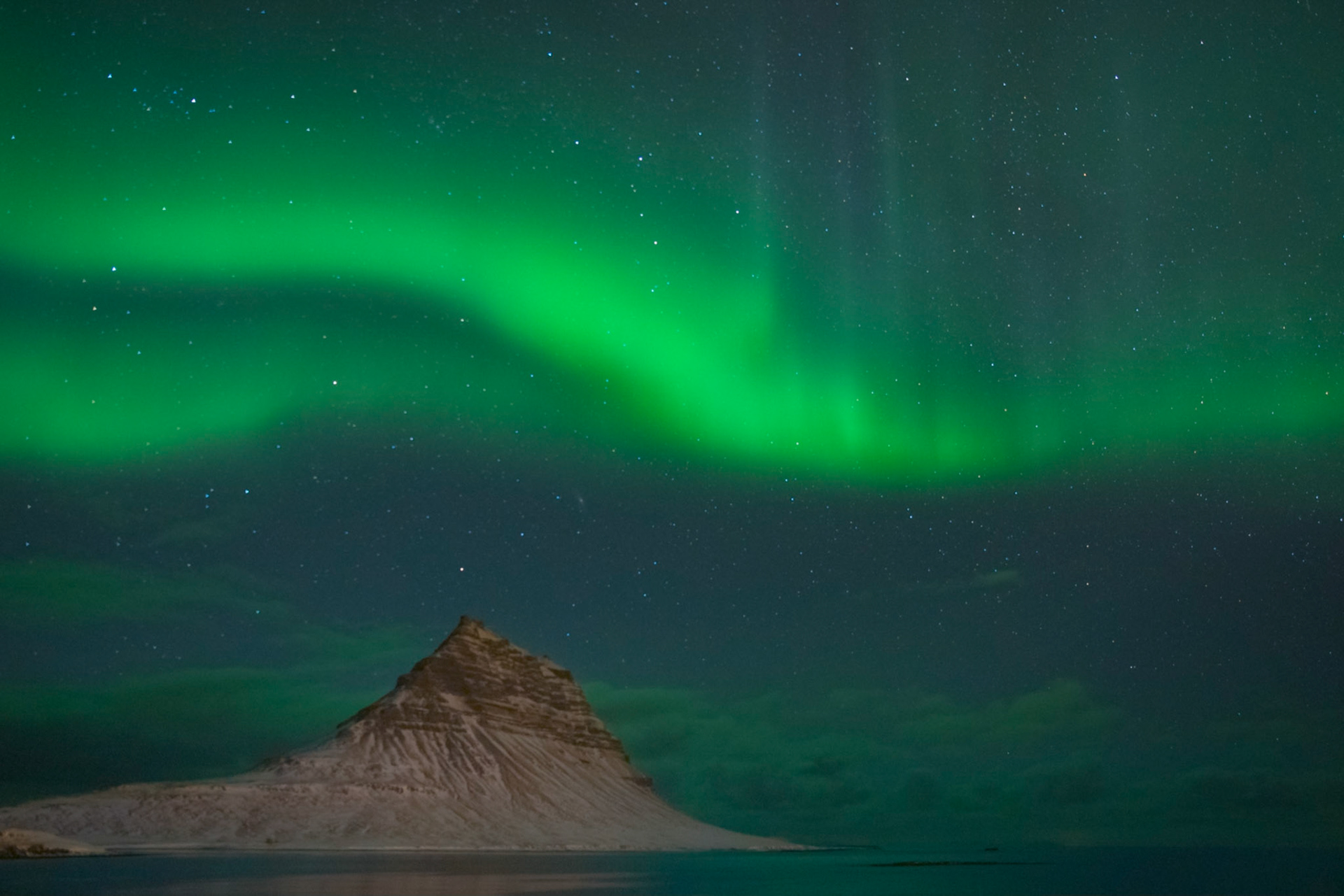 Northern Lights over KirkjufellVesturland, IcelandMarch 29, 2019Pentax K-1, HD PENTAX-D FA 24-70mm F2.8ED SDM WRISO 6400 24 mm  5.0 sec at ƒ / 2.8