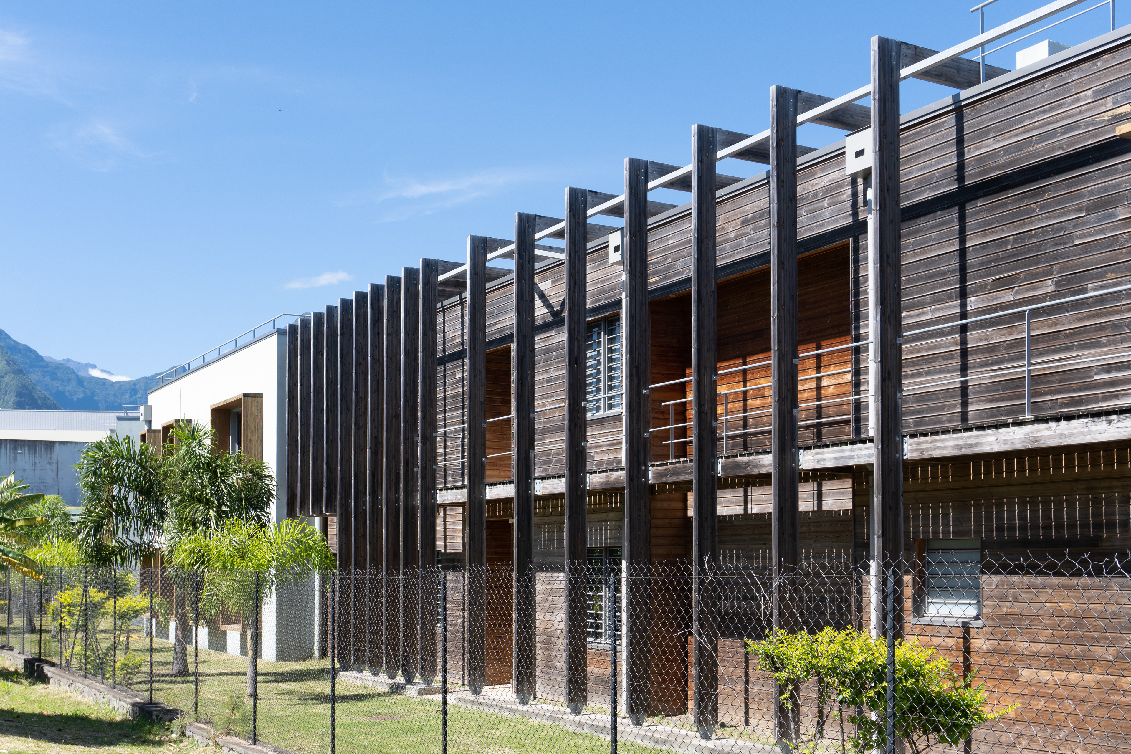 Photographie reportage architecture bioclimatique drone réunion SPIP